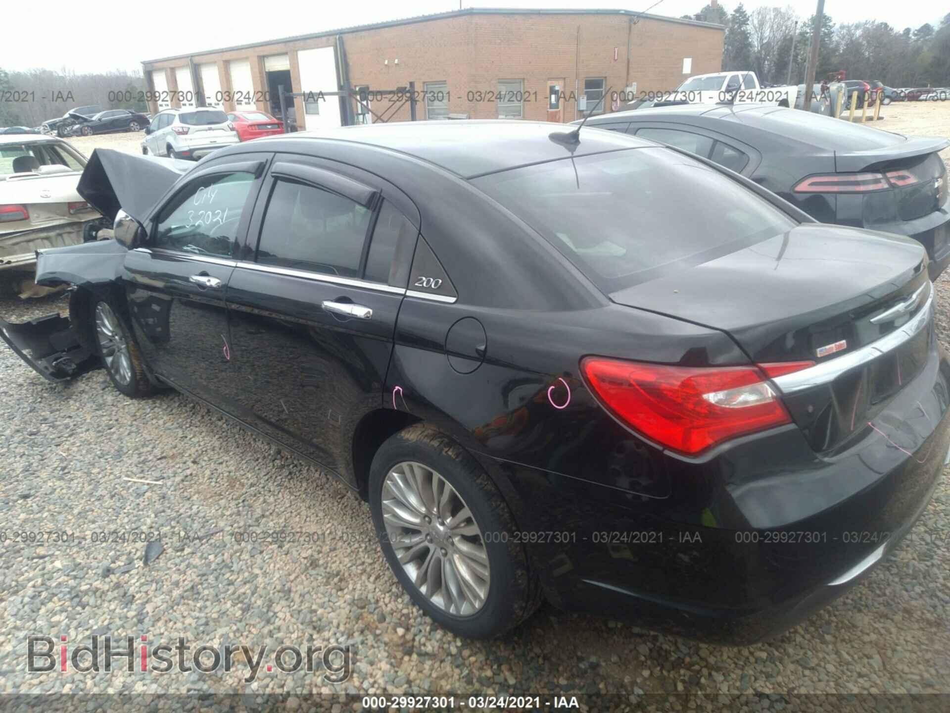2012 CHRYSLER 200 - VIN: 1C3CCBCB2CN205618 - Фото 3