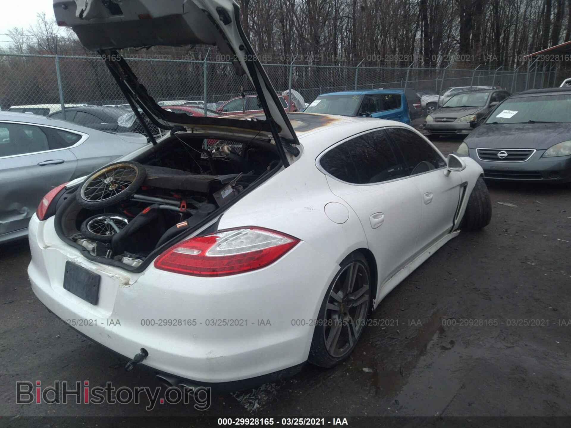 2011 PORSCHE PANAMERA - VIN: WP0AB2A74BL062735 - Фото 4