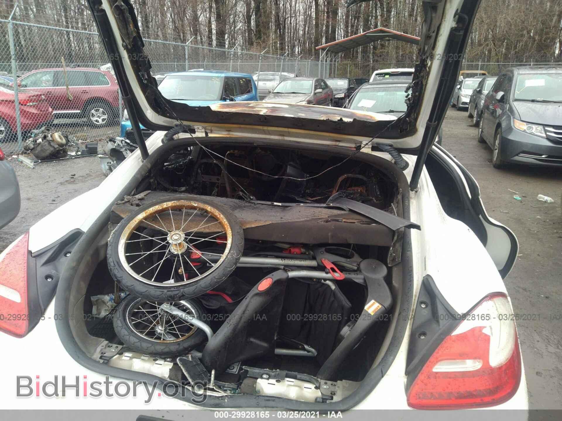 2011 PORSCHE PANAMERA - VIN: WP0AB2A74BL062735 - Фото 6