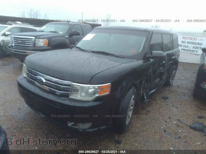 2011 Ford FLEX (VIN 2FMGK5CC9BBD25951) — фото 2 из 11