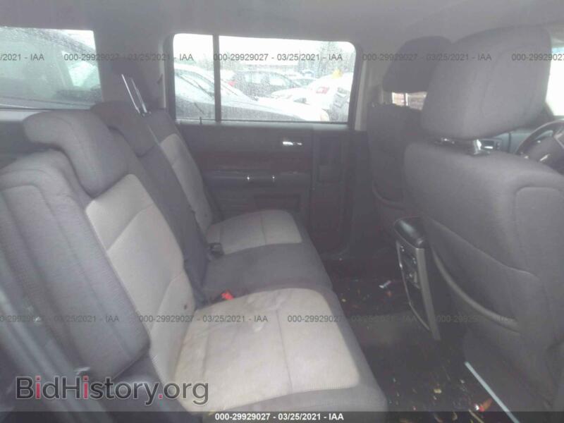 2011 Ford FLEX (VIN 2FMGK5CC9BBD25951) — фото 8 из 11