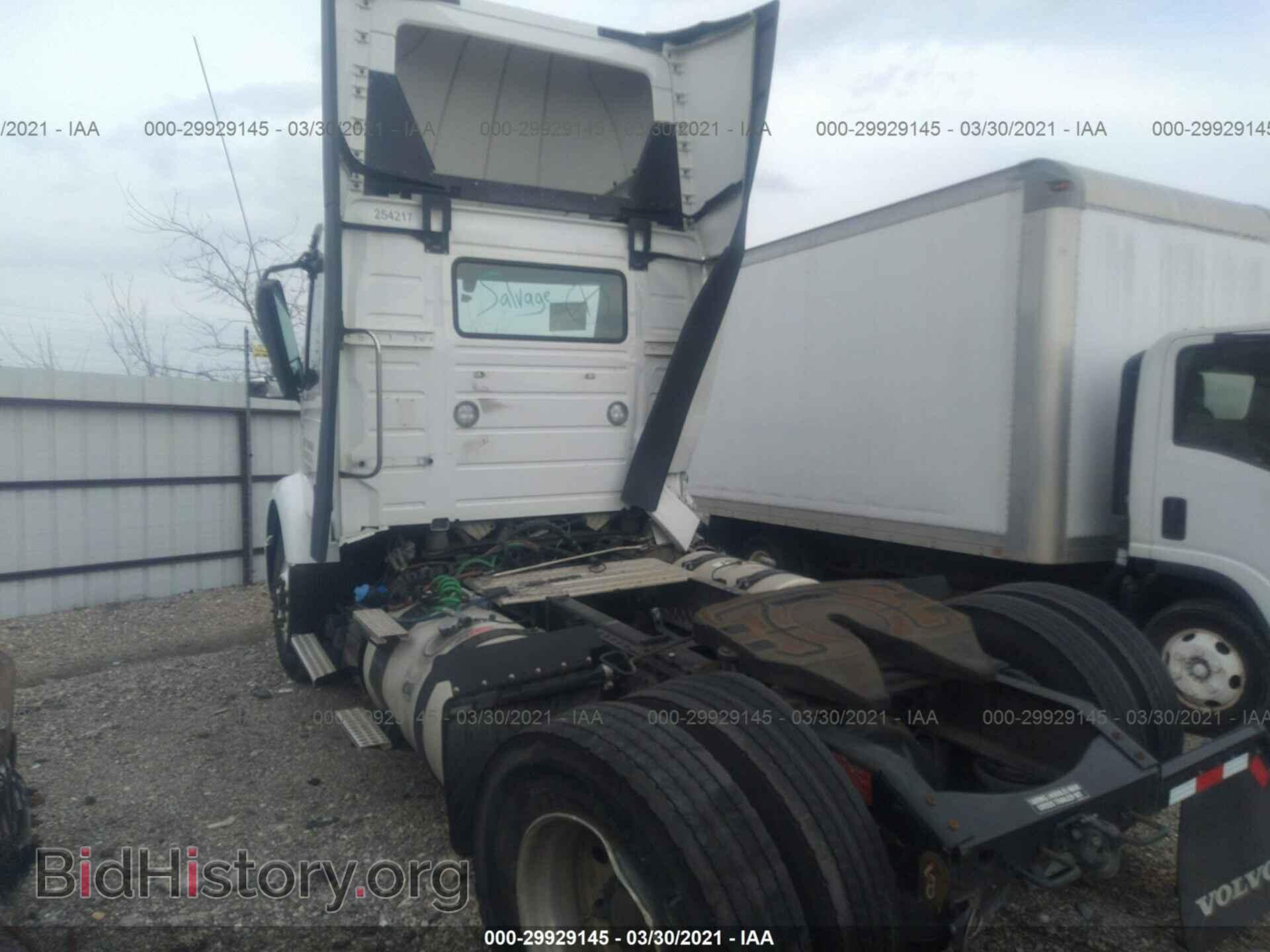 2019 VOLVO VNR - VIN: 4V4W39EG2KN226160 - Фото 3