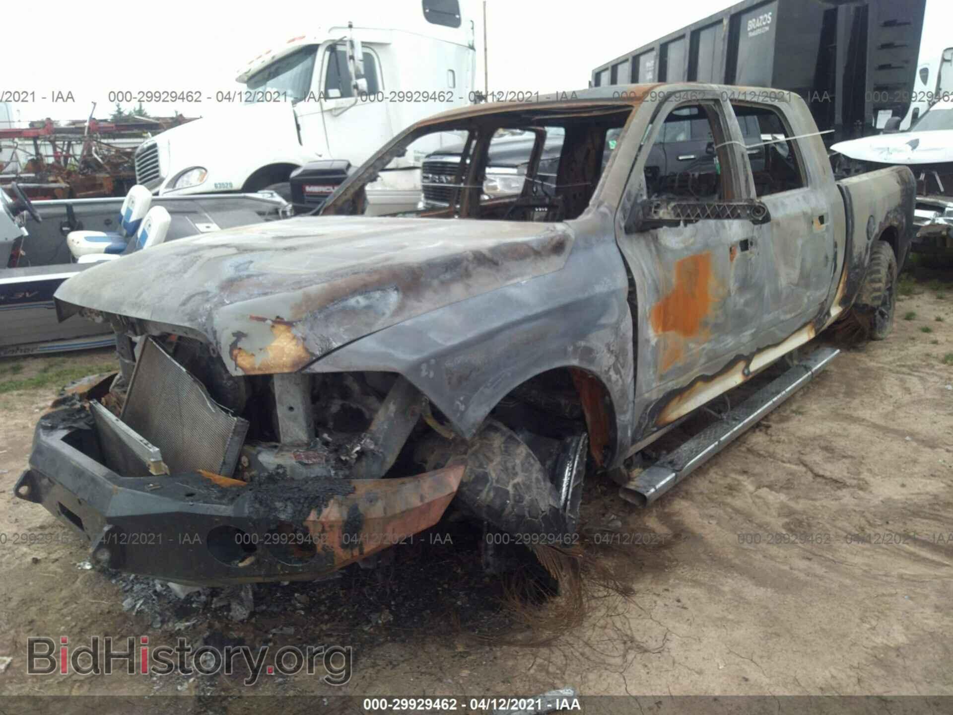 2014 RAM 2500 - VIN: 3C6UR5PL9EG114450 - Фото 2