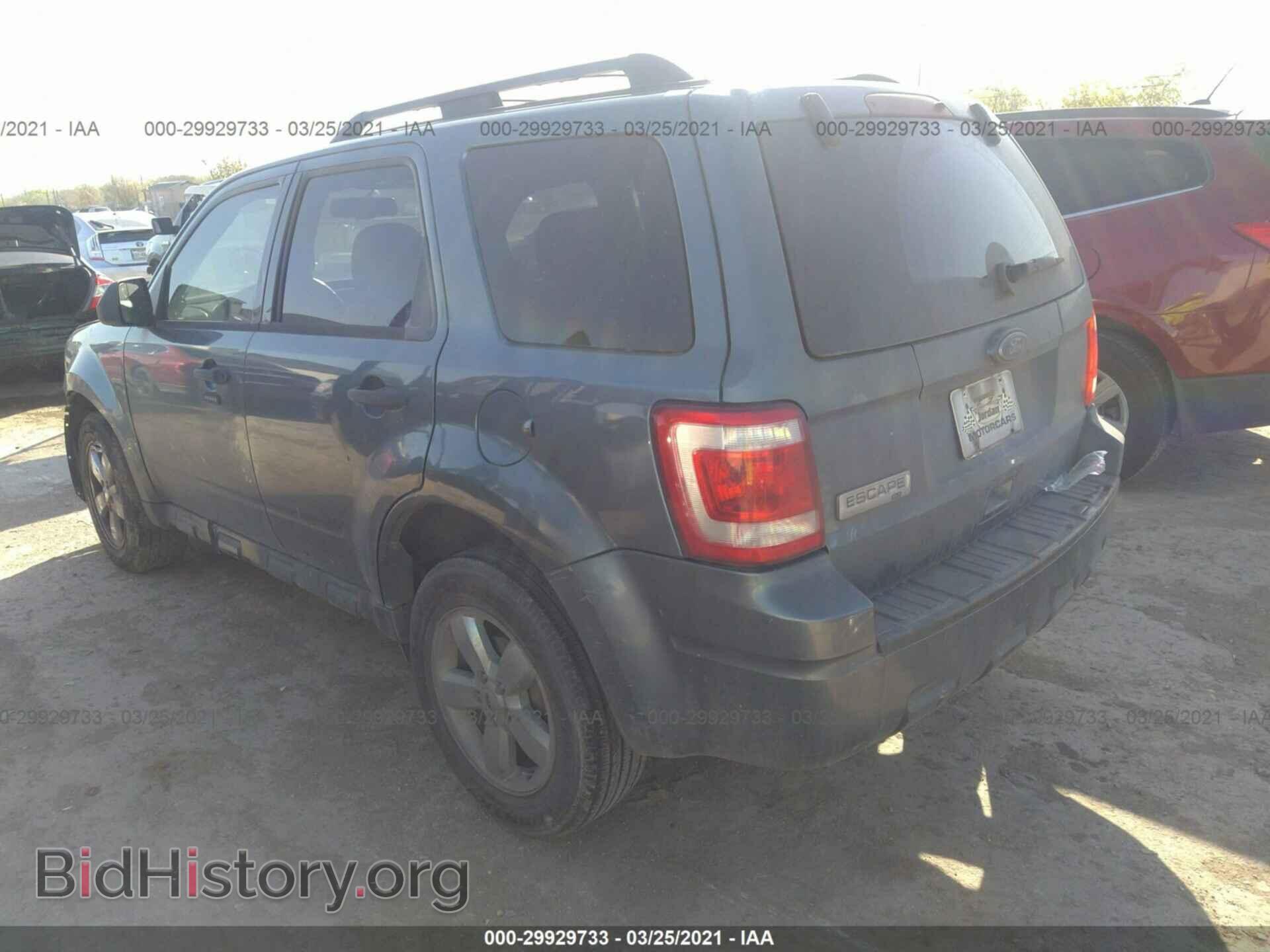 2011 FORD ESCAPE - VIN: 1FMCU0D70BKA21524 - Фото 3