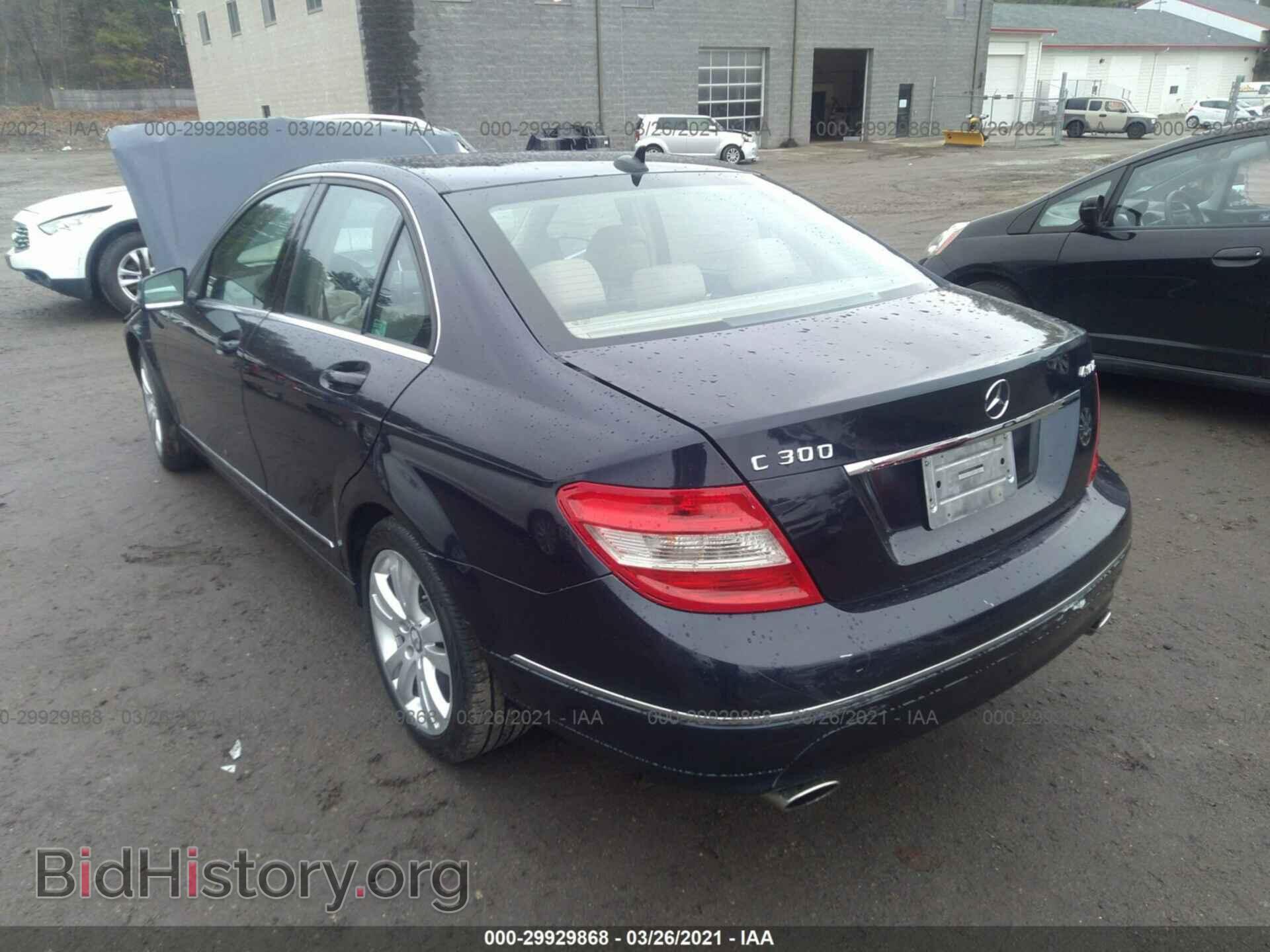 2011 MERCEDES-BENZ C-CLASS - VIN: WDDGF8BB4BR140583 - Фото 3