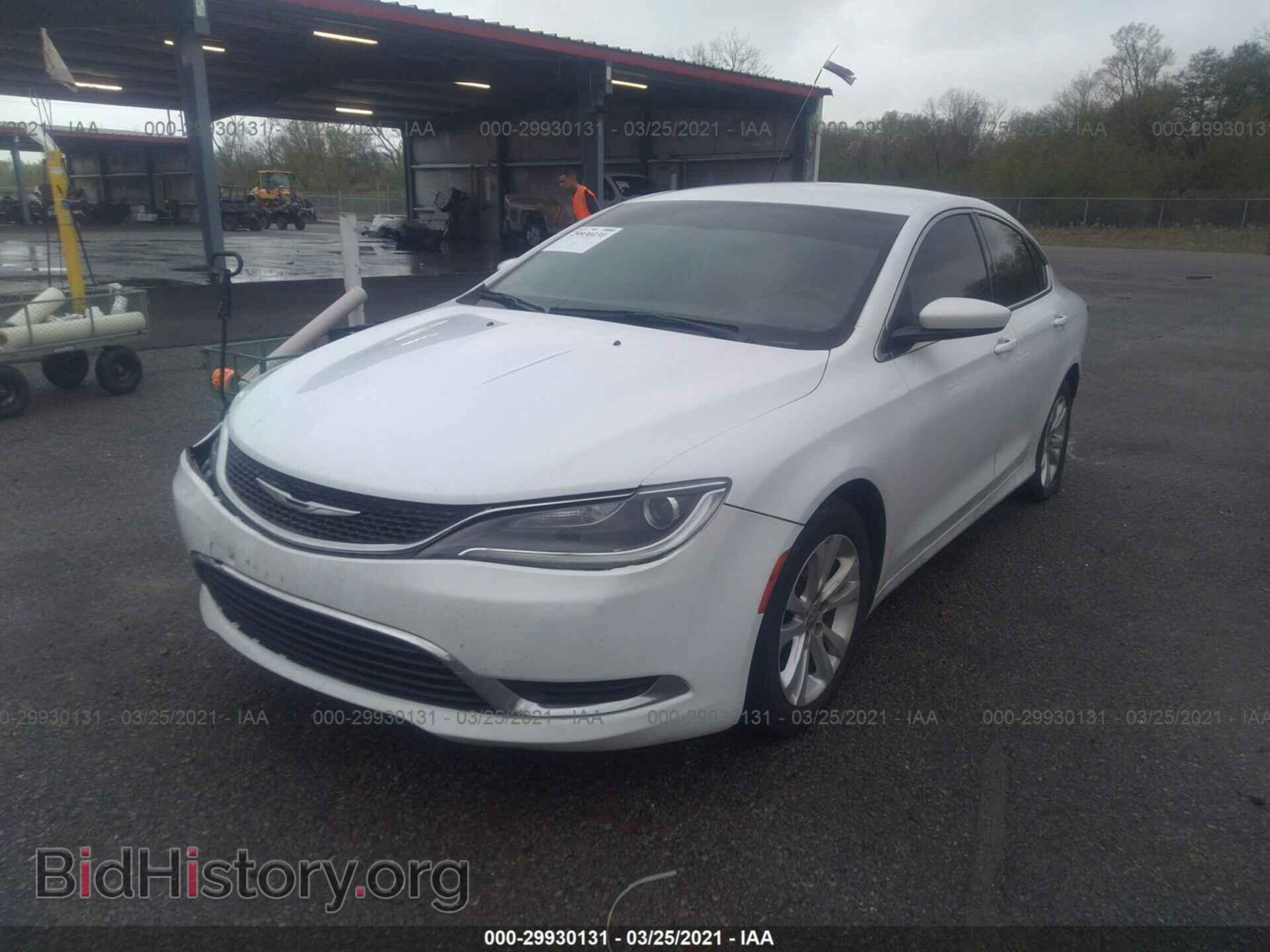 2015 CHRYSLER 200 - VIN: 1C3CCCAB8FN676010 - Фото 2