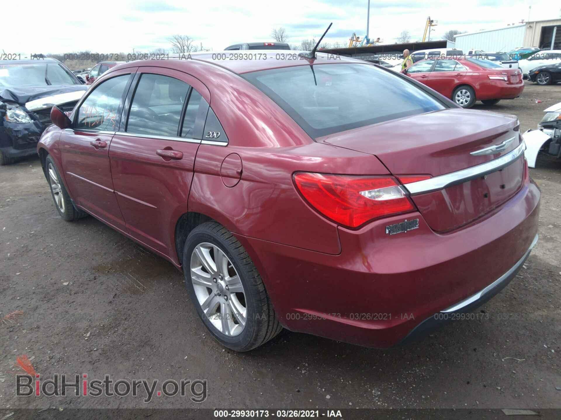 2013 CHRYSLER 200 - VIN: 1C3CCBBB0DN714142 - Фото 3