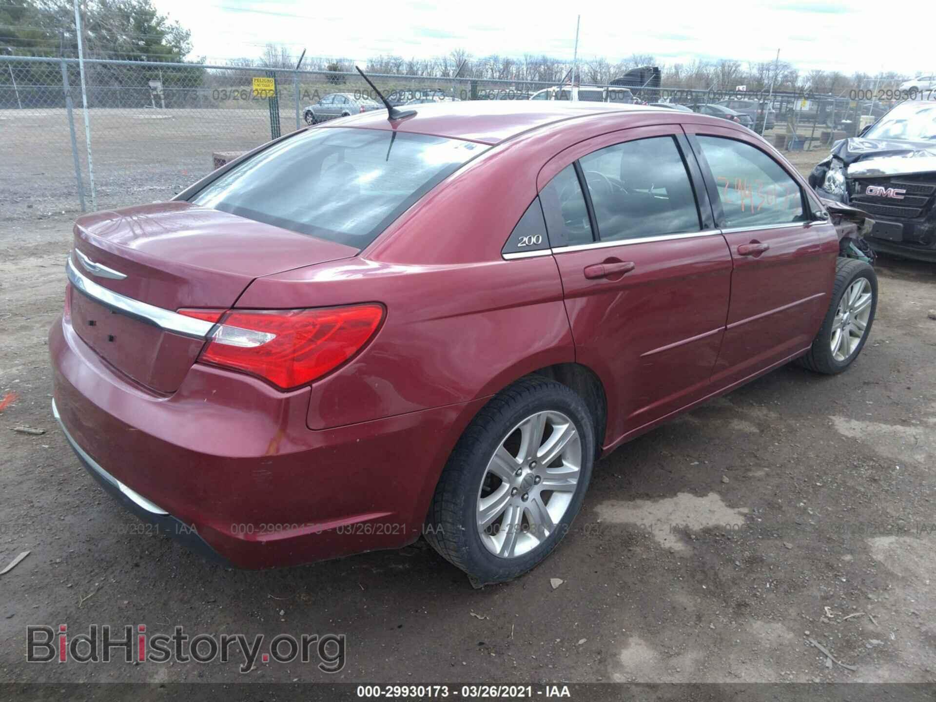 2013 CHRYSLER 200 - VIN: 1C3CCBBB0DN714142 - Фото 4