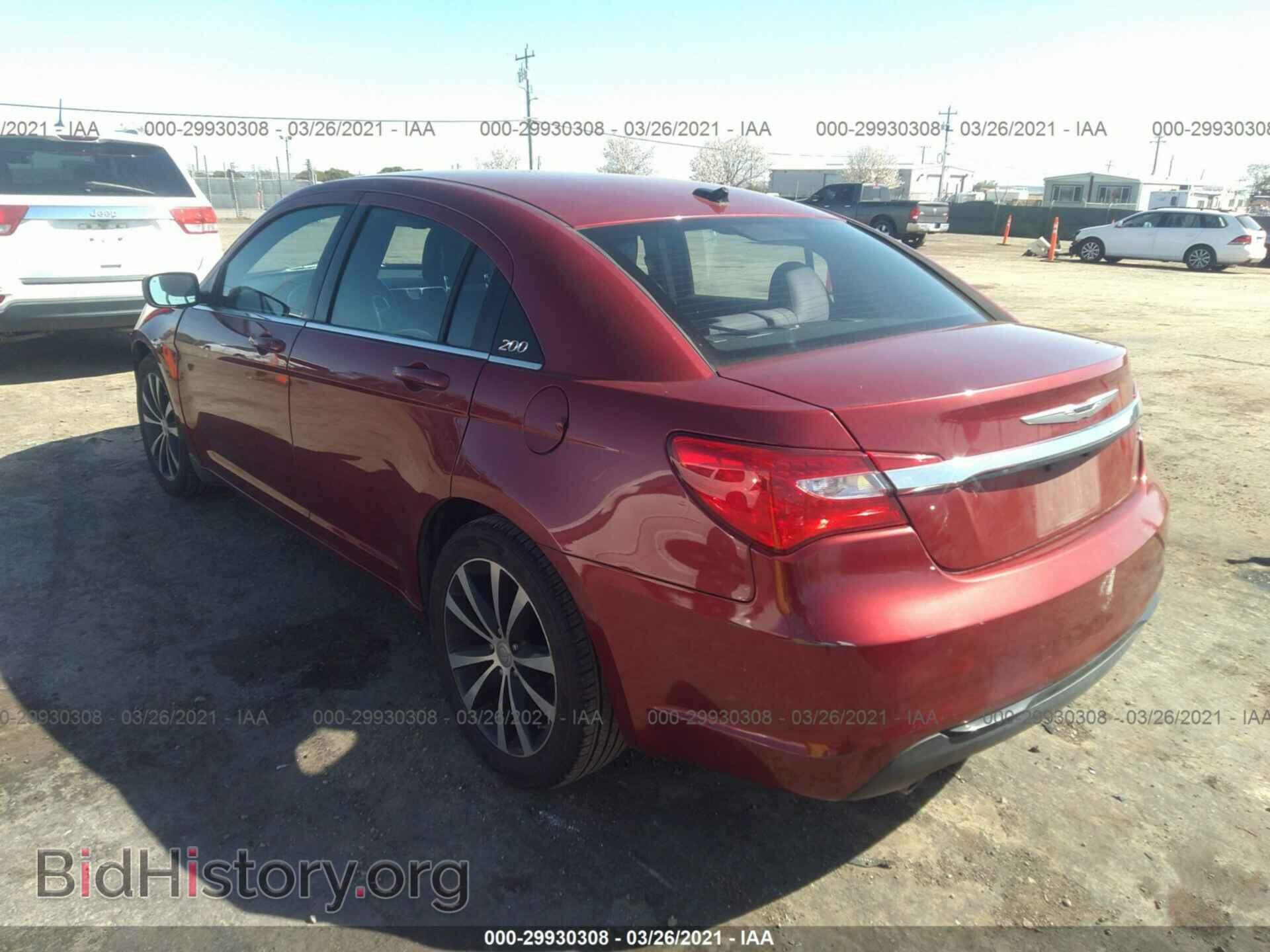 2014 CHRYSLER 200 - VIN: 1C3CCBBG3EN112333 - Фото 3