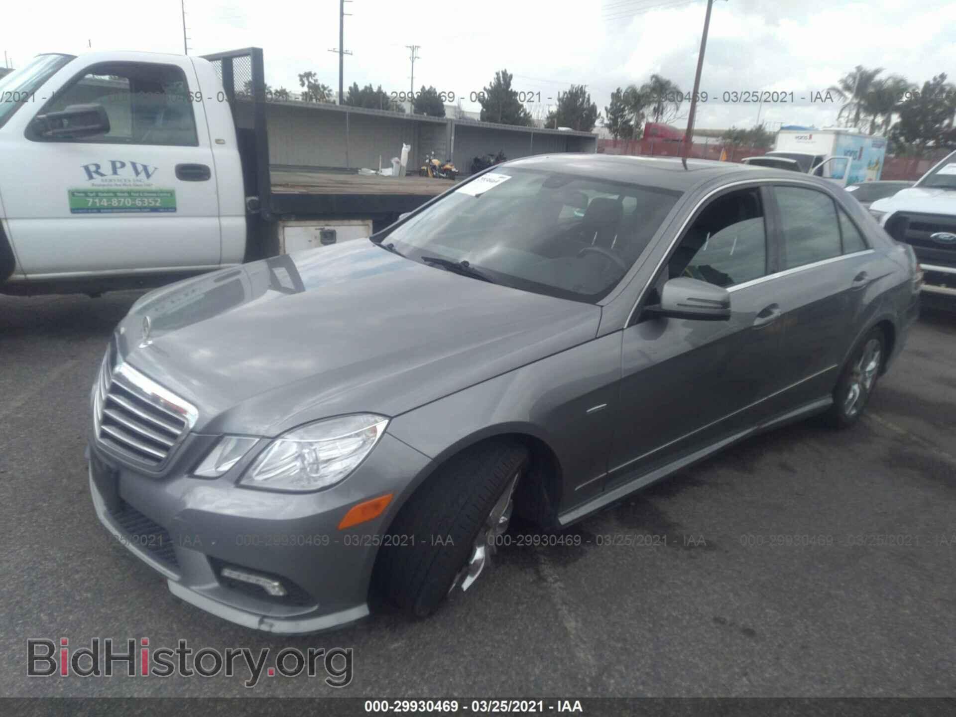 2011 MERCEDES-BENZ E-CLASS - VIN: WDDHF2EB7BA494948 - Photo 2