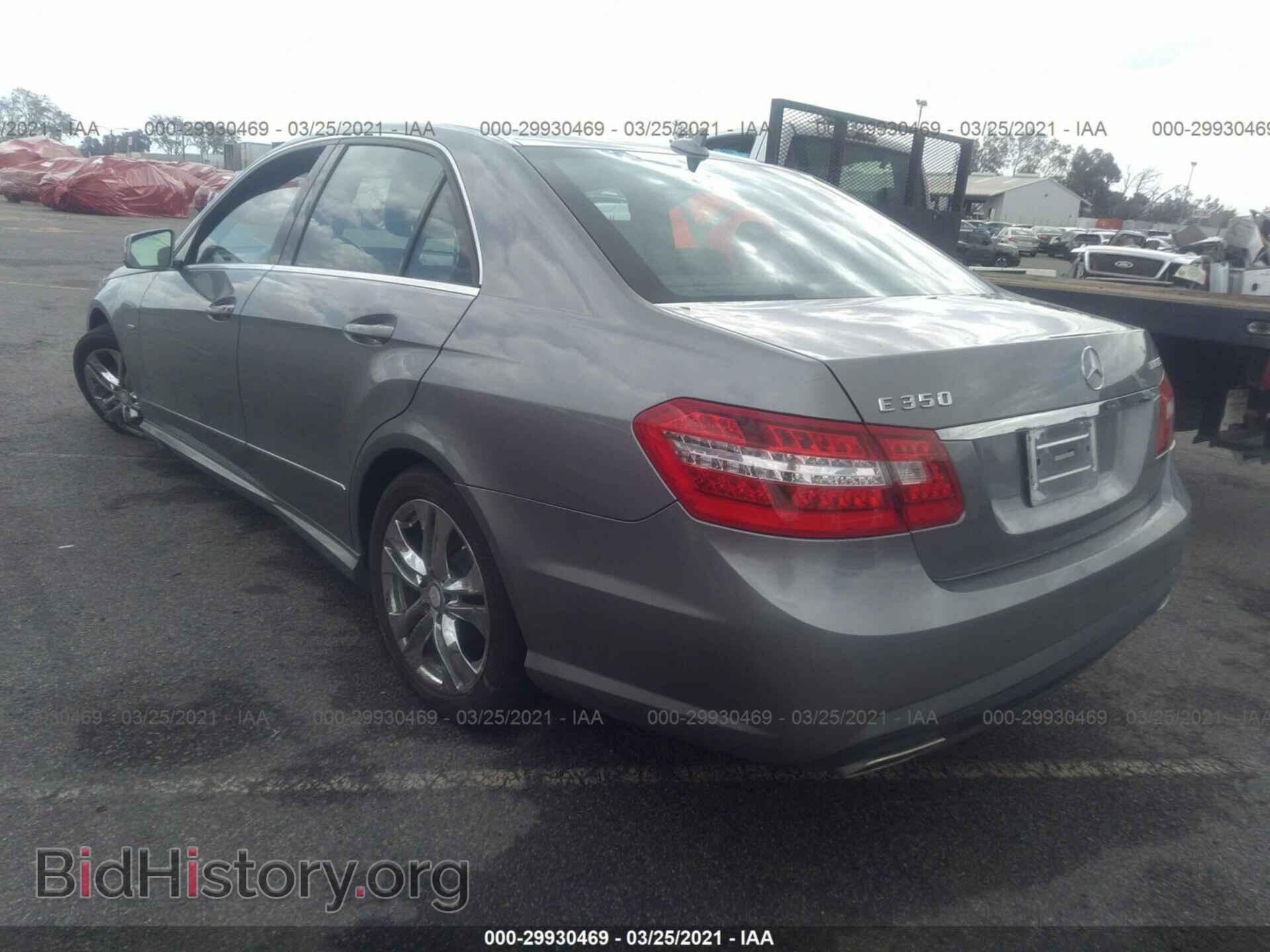 2011 MERCEDES-BENZ E-CLASS - VIN: WDDHF2EB7BA494948 - Photo 3