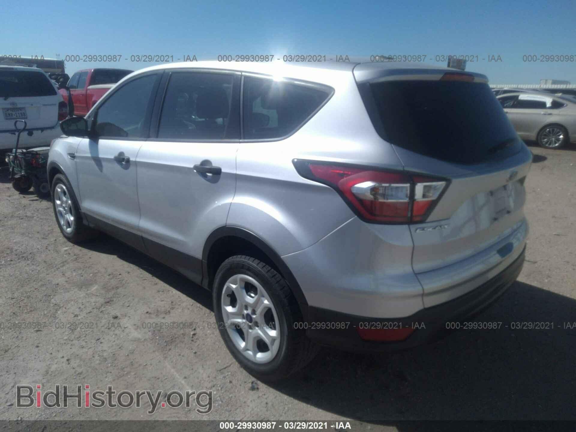 2017 FORD ESCAPE - VIN: 1FMCU0F70HUB01903 - Фото 3