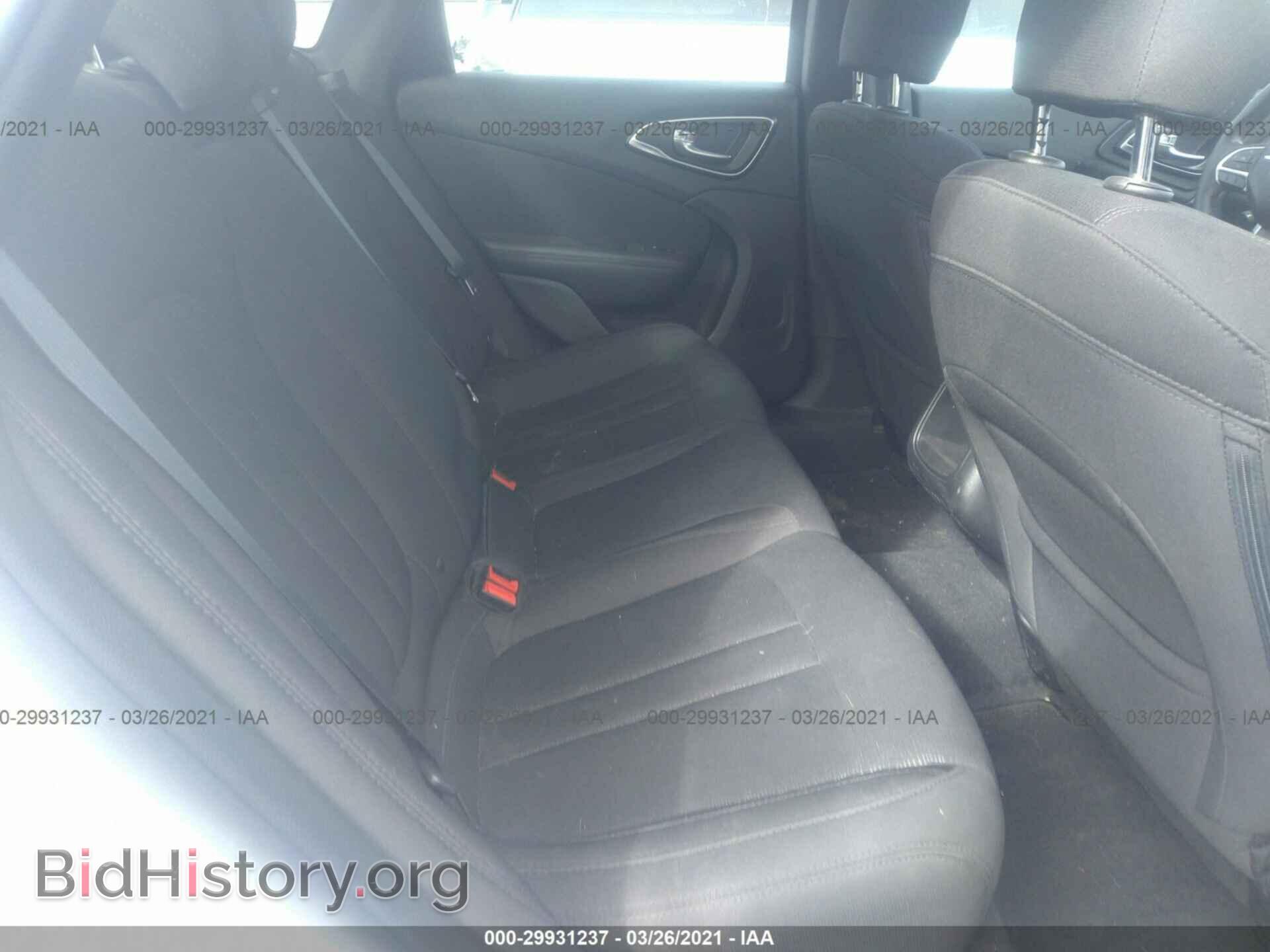 2016 CHRYSLER 200 - VIN: 1C3CCCFB2GN147467 - Фото 8