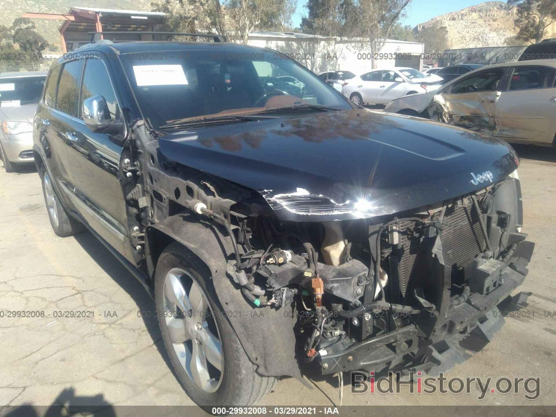 Photo 1J4RR6GT2BC627505 - JEEP GRAND CHEROKEE 2011