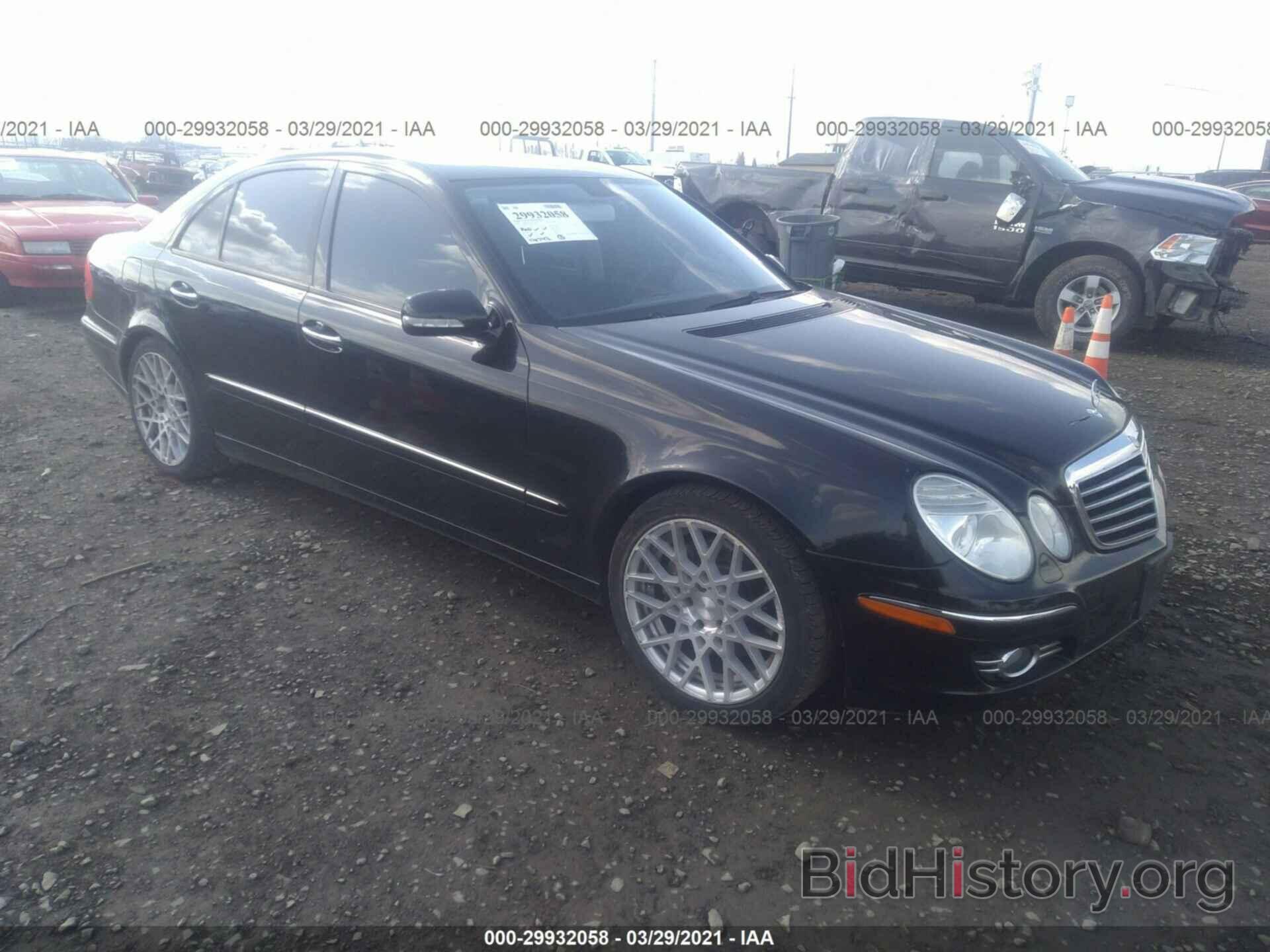 Photo WDBUF56X77B155921 - MERCEDES-BENZ E-CLASS 2007