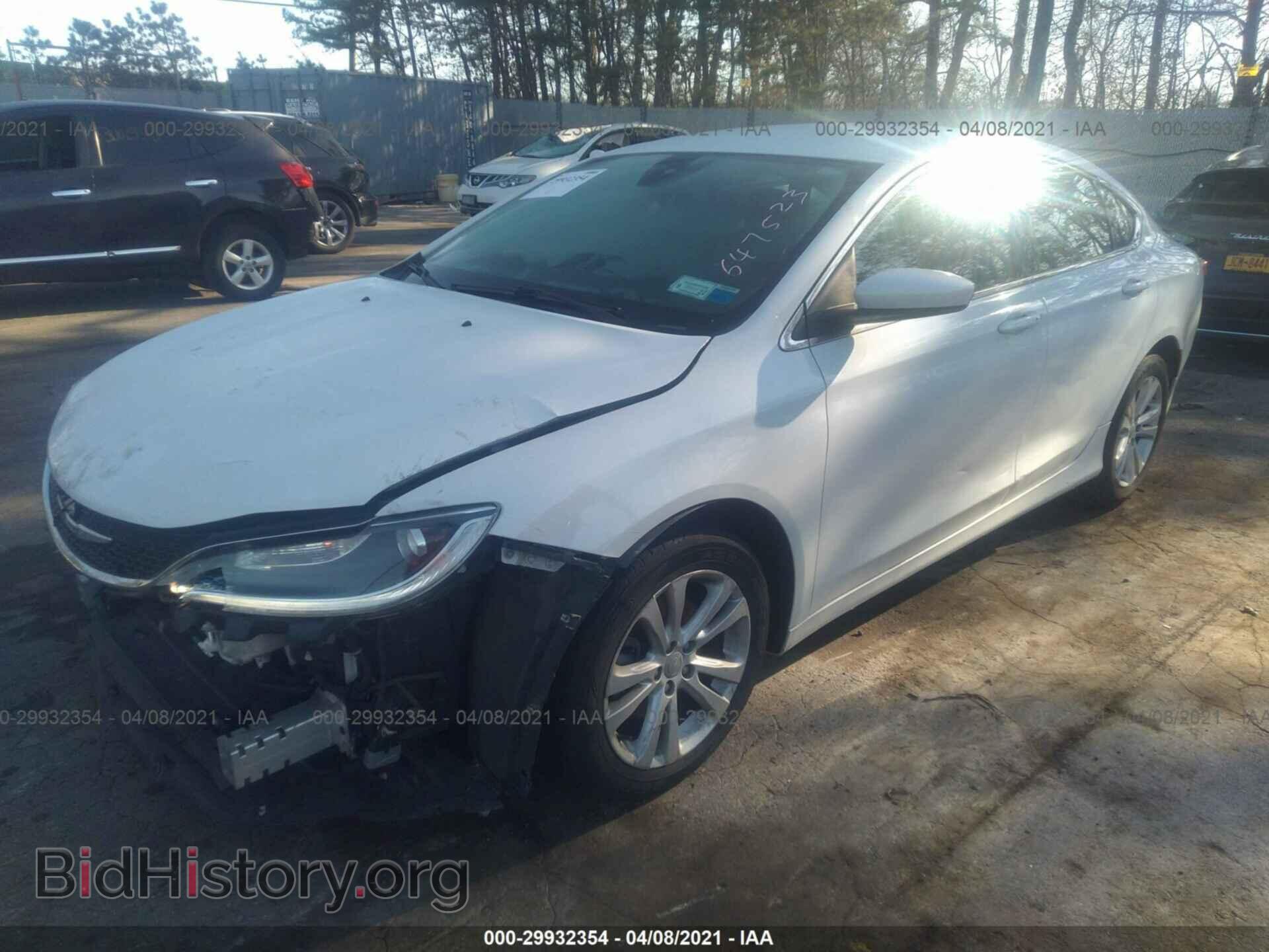 2015 CHRYSLER 200 - VIN: 1C3CCCAB2FN647523 - Фото 2