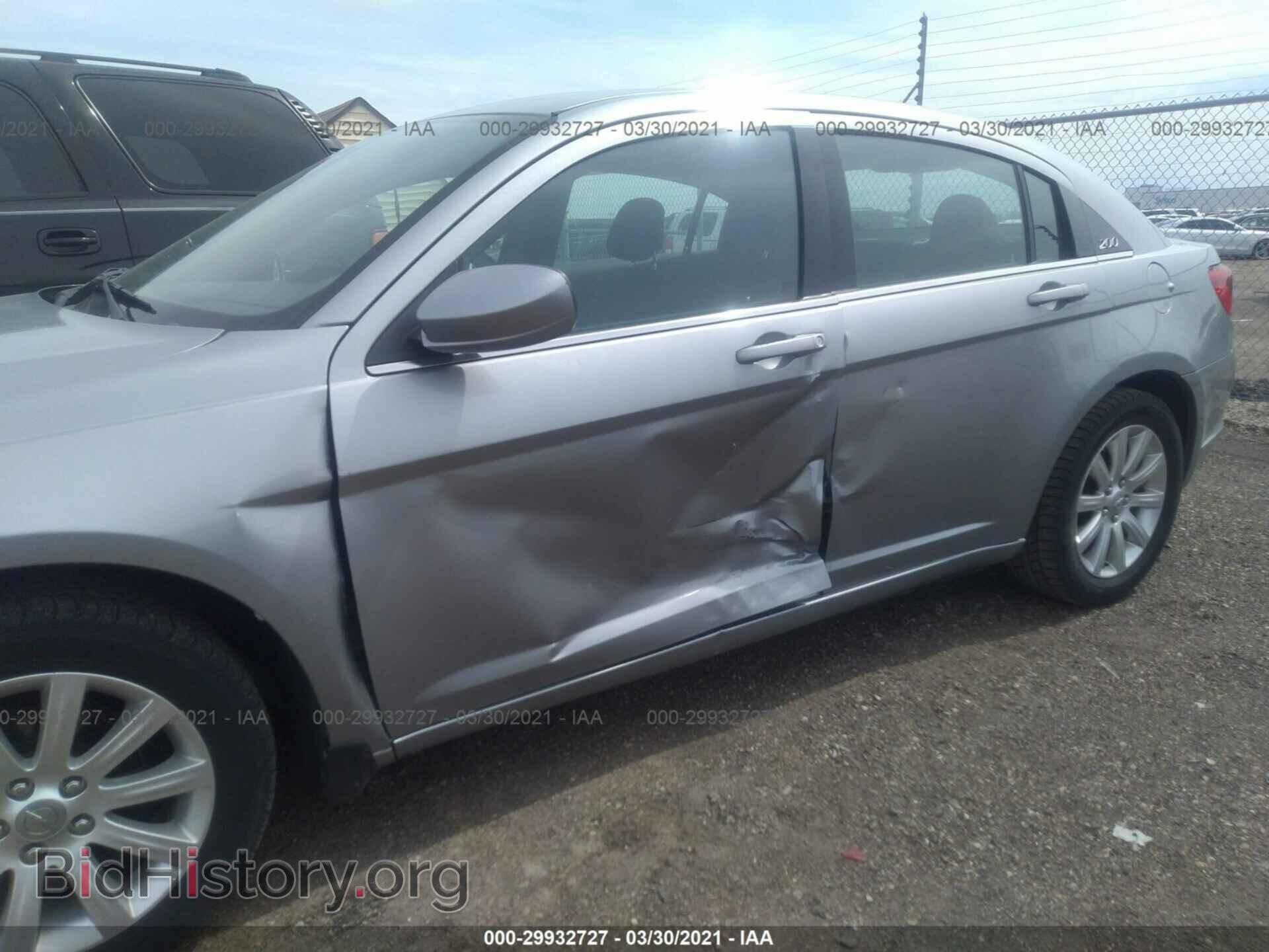 2013 CHRYSLER 200 - VIN: 1C3CCBBB6DN676657 - Фото 6