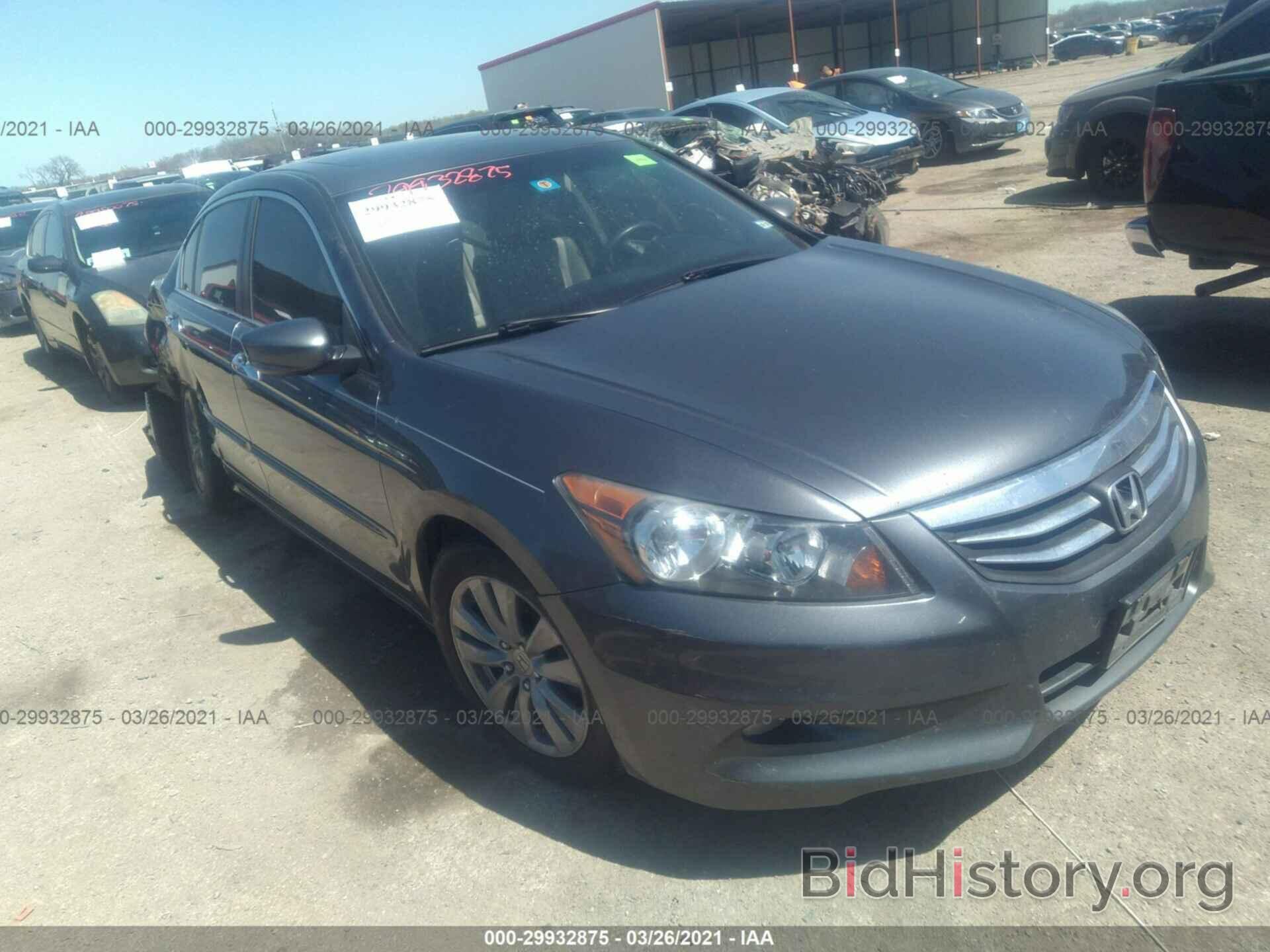 Photo 1HGCP3F88CA040527 - HONDA ACCORD SDN 2012