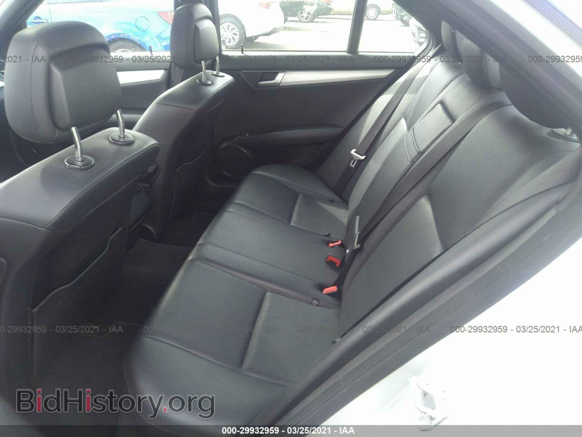 2012 MERCEDES-BENZ C-CLASS - VIN: WDDGF4HB7CA616809 - Фото 8