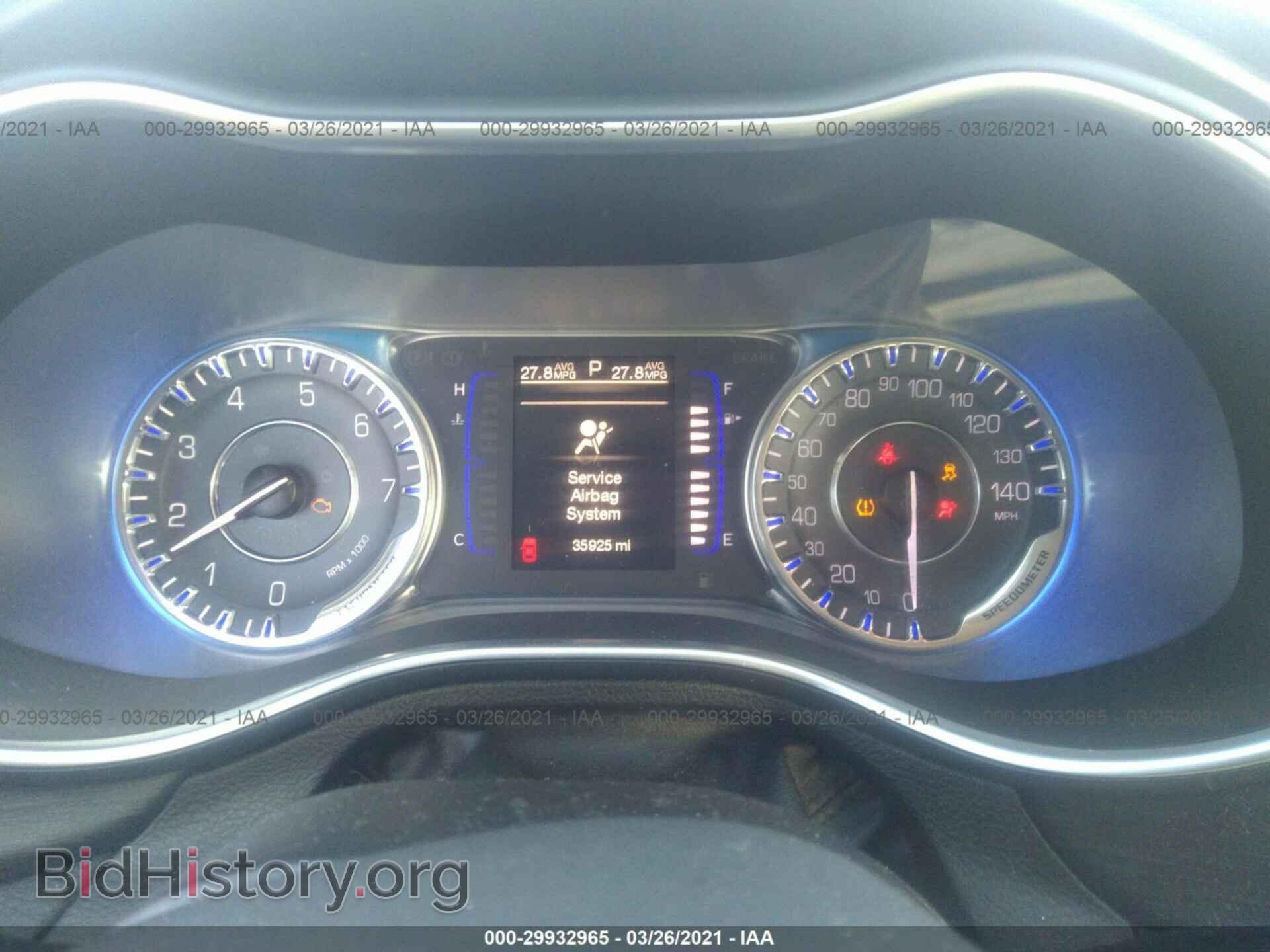 2015 CHRYSLER 200 - VIN: 1C3CCCAB1FN716587 - Фото 7