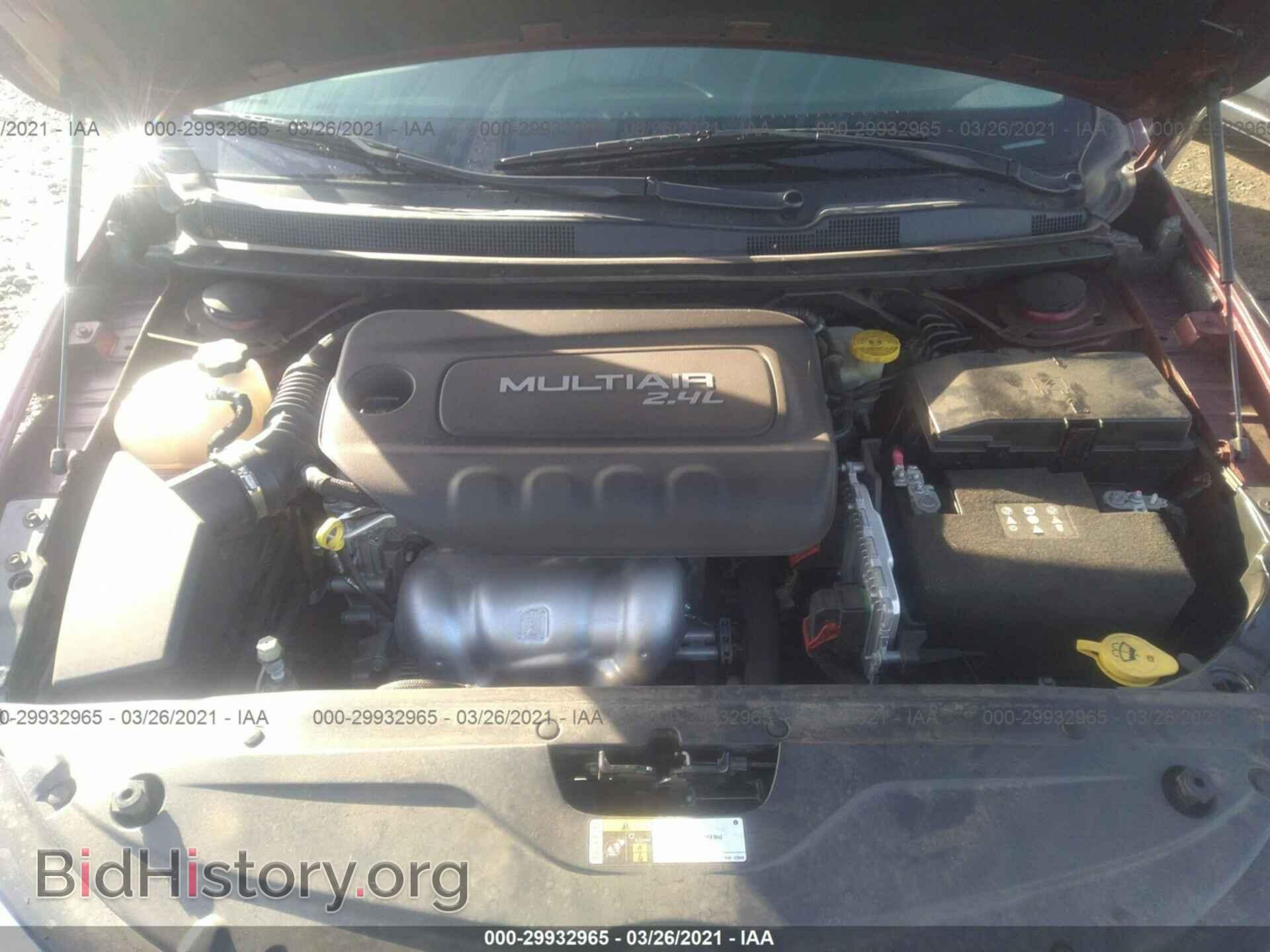 2015 CHRYSLER 200 - VIN: 1C3CCCAB1FN716587 - Фото 10
