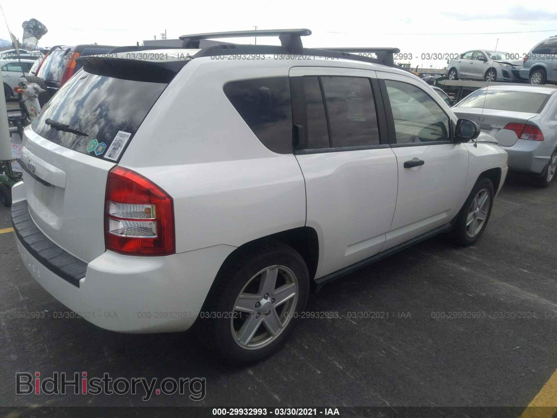 2007 JEEP COMPASS - VIN: 1J8FF47W87D123471 - Фото 4