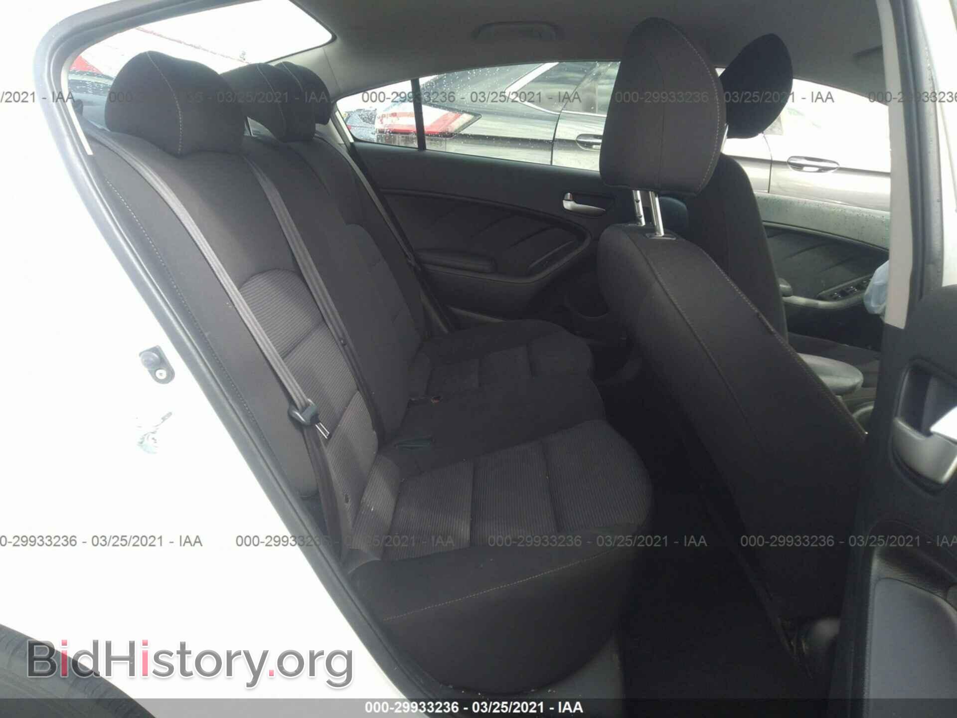 2017 KIA FORTE - VIN: 3KPFK4A75HE043744 - Photo 8