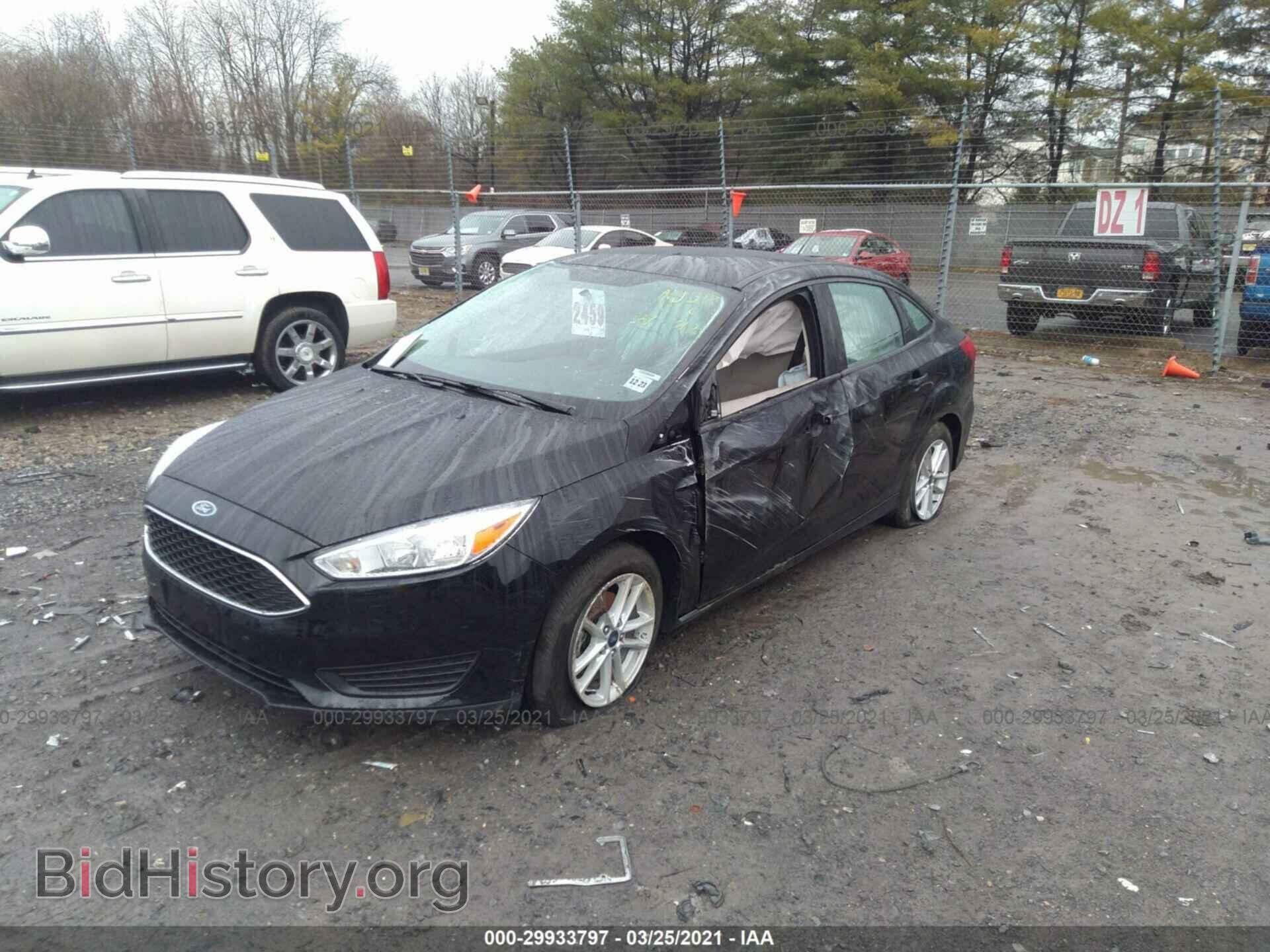 2018 FORD FOCUS - VIN: 1FADP3F25JL284156 - Фото 2