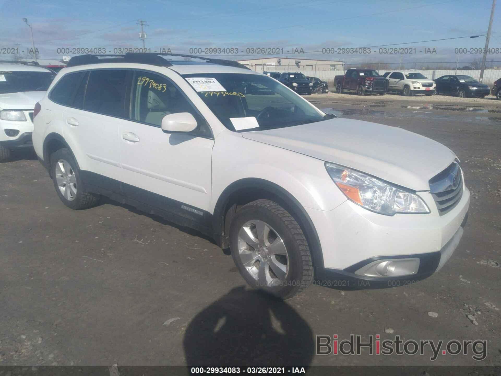 Photo 4S4BRDLCXB2376378 - SUBARU OUTBACK 2011