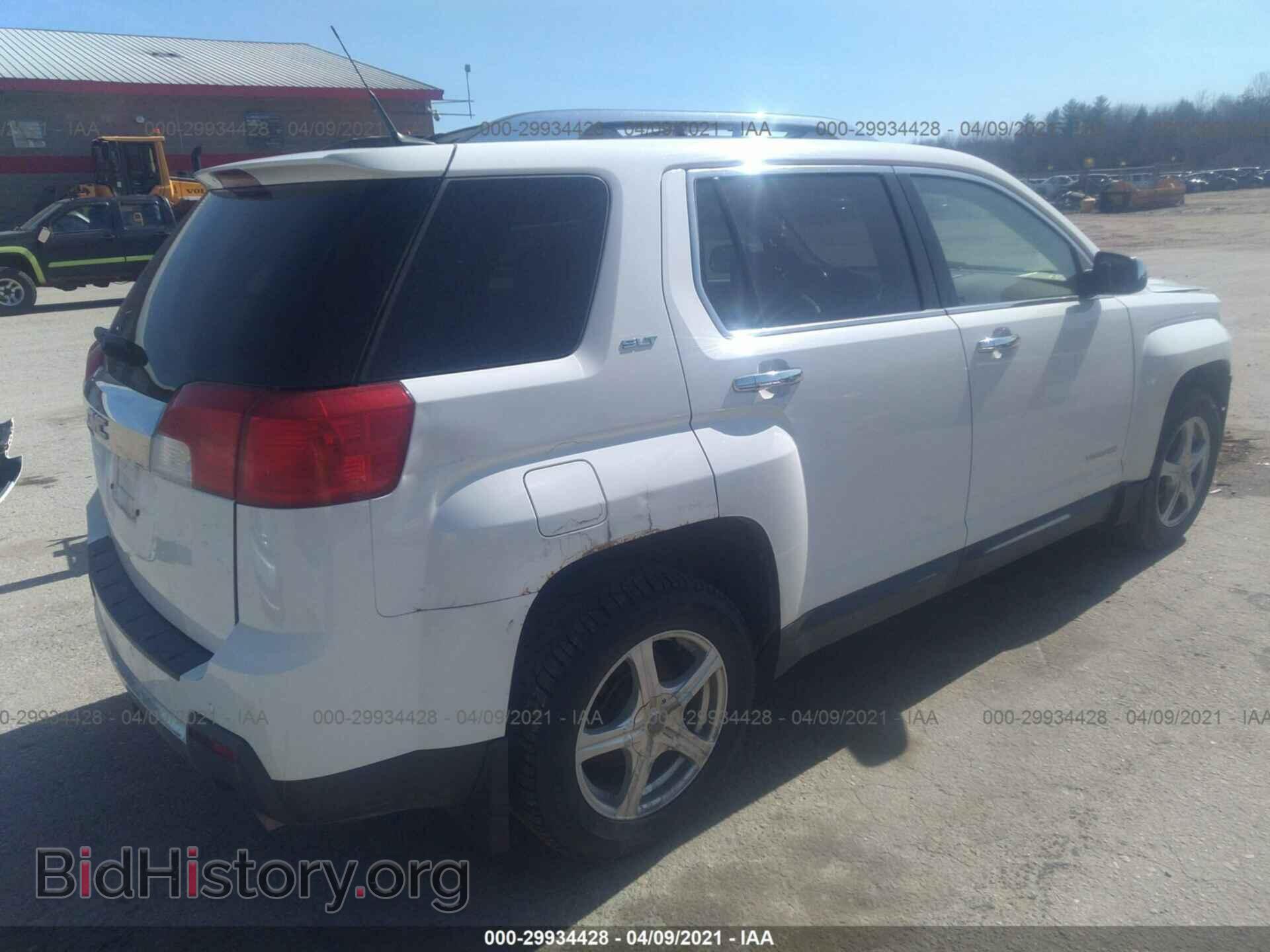 2011 GMC TERRAIN - VIN: 2CTFLWE55B6295555 - Photo 4