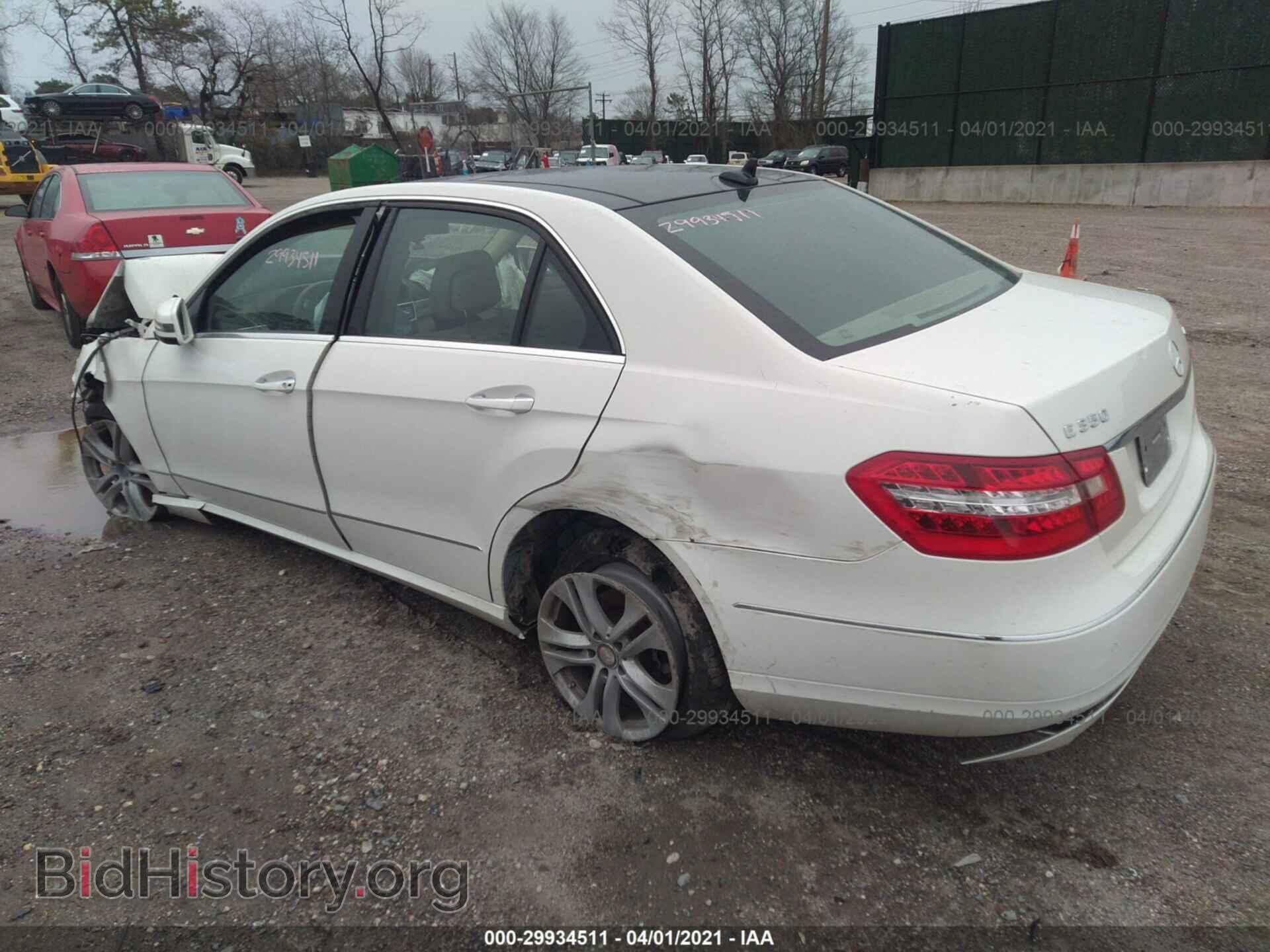 2011 MERCEDES-BENZ E-CLASS - VIN: WDDHF8HB2BA292548 - Фото 3