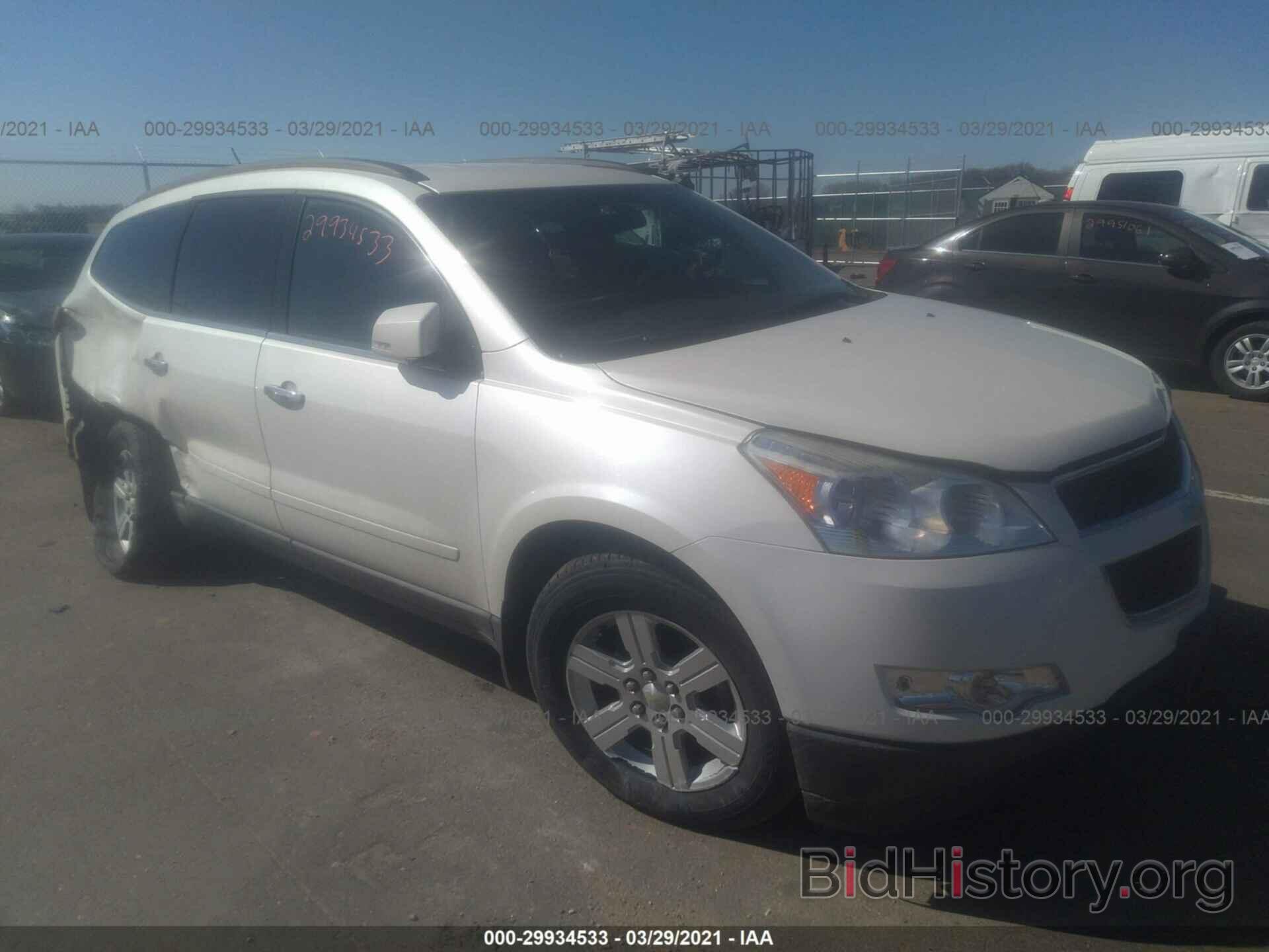 Photo 1GNKVGED4BJ392967 - CHEVROLET TRAVERSE 2011