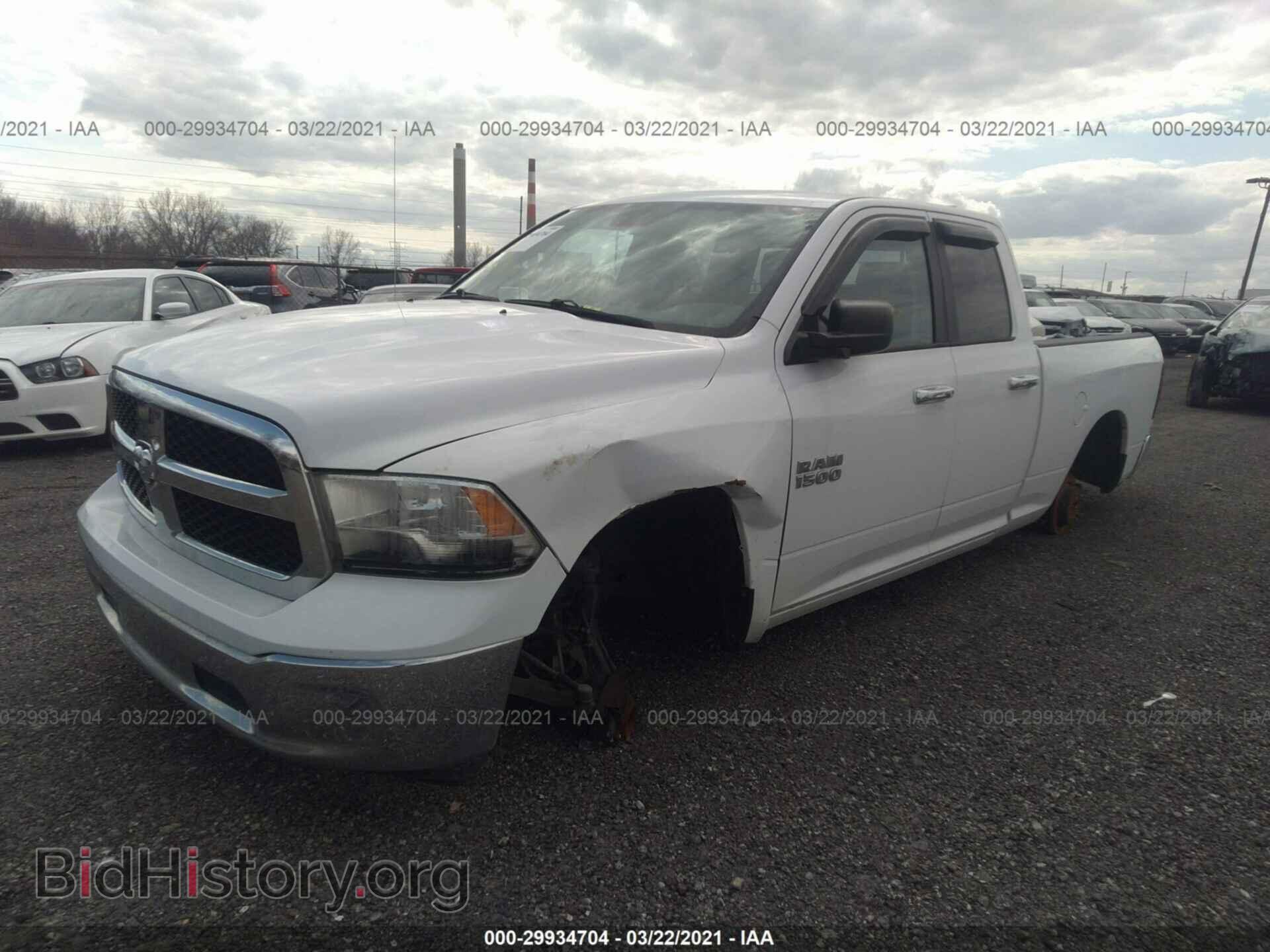 2015 RAM 1500 - VIN: 1C6RR6GGXFS529642 - Фото 2