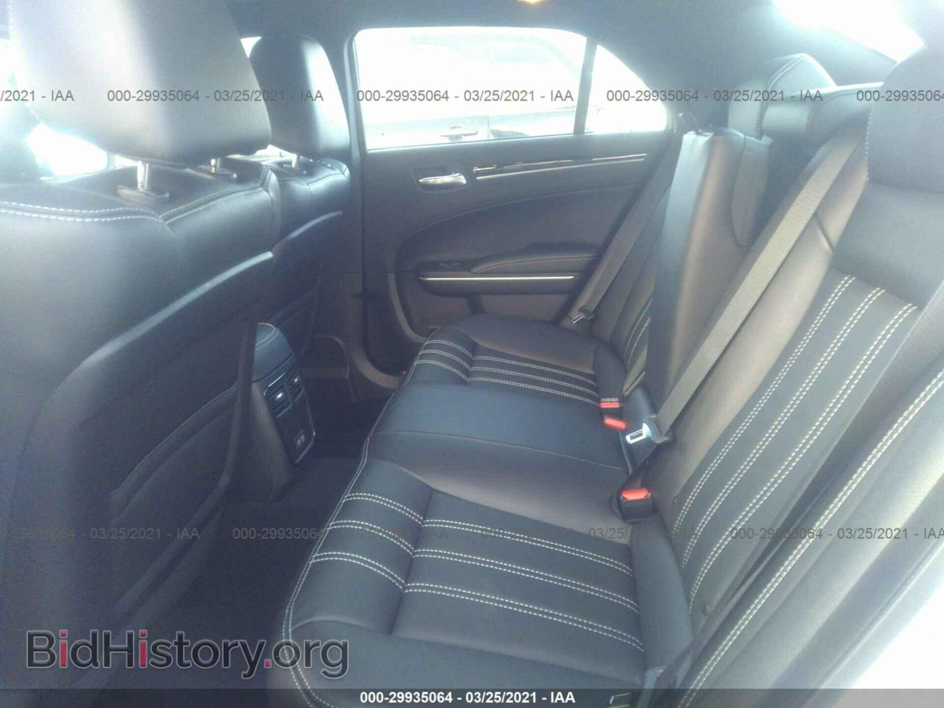 2021 CHRYSLER 300 - VIN: 2C3CCABG1MH537292 - Фото 8