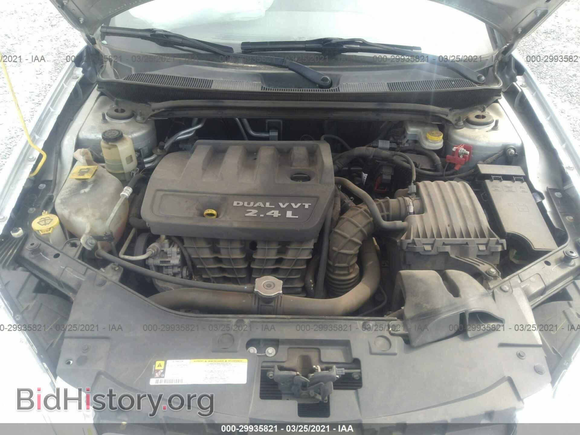 2011 CHRYSLER 200 - VIN: 1C3BC2EB3BN604609 - Фото 10
