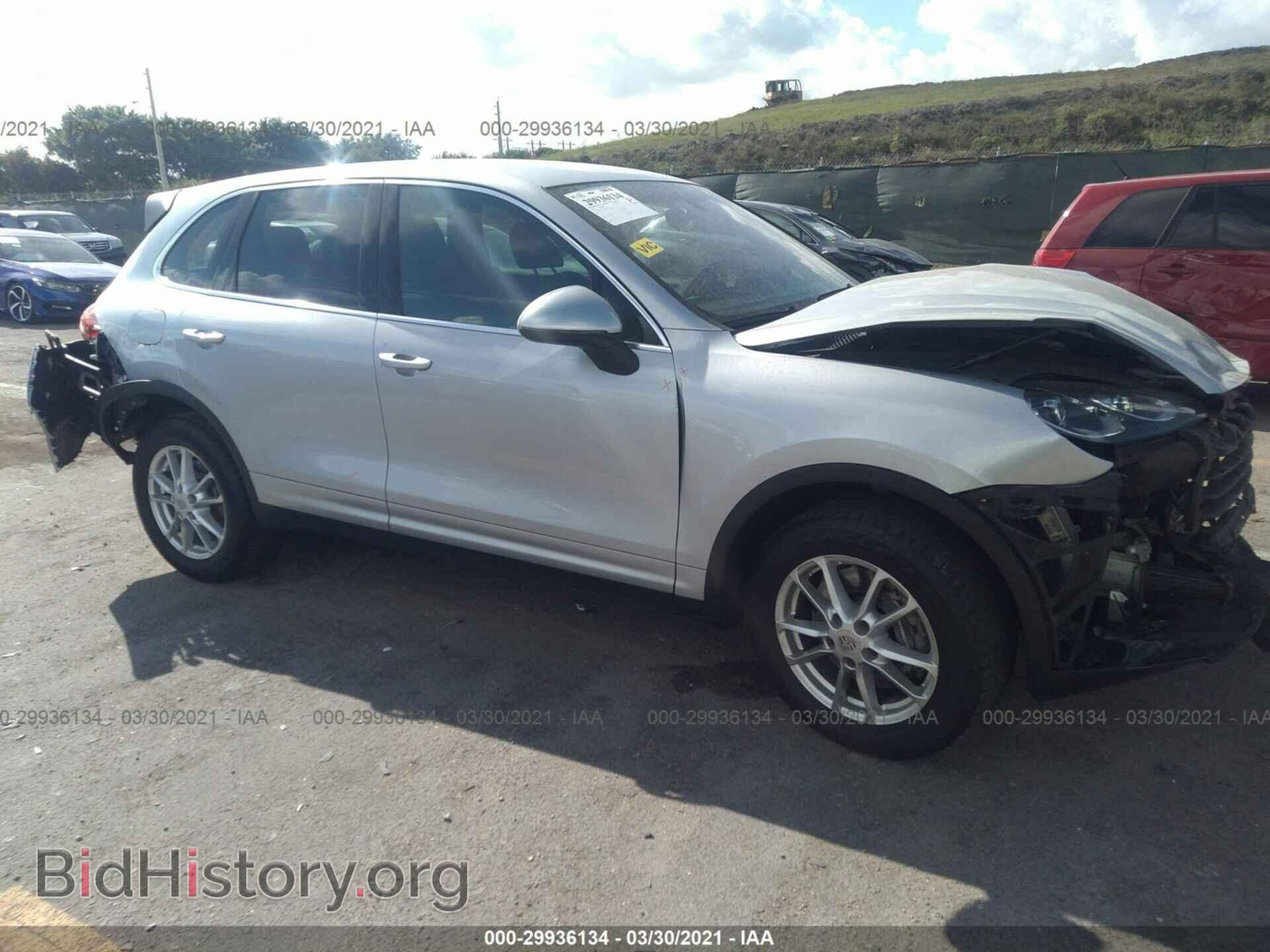 Photo WP1AA2A28GLA04351 - PORSCHE CAYENNE 2016