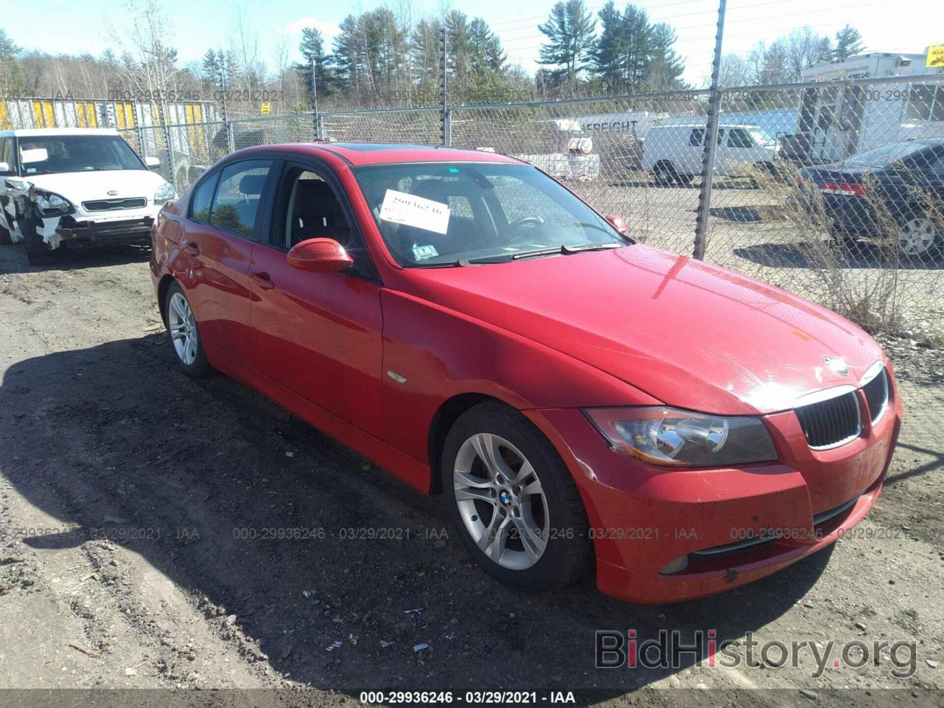 Photo WBAVC57508NK77044 - BMW 3 SERIES 2008