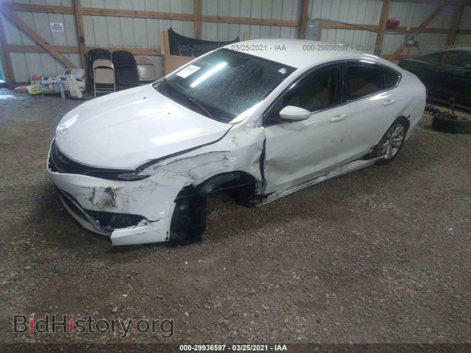 2015 CHRYSLER 200 - VIN: 1C3CCCAB5FN670505 - Фото 2