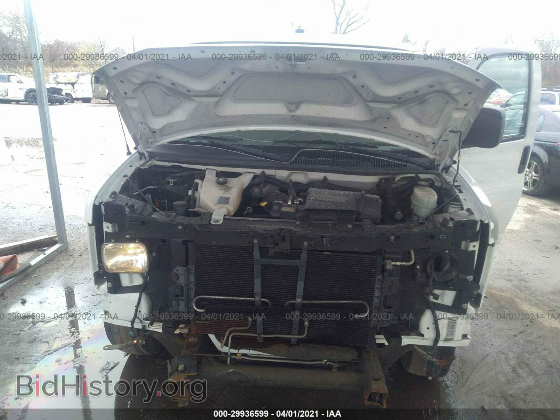 2011 CHEVROLET EXPRESS CARGO VAN - VIN: 1GCWGFCA7B1186551 - Photo 10