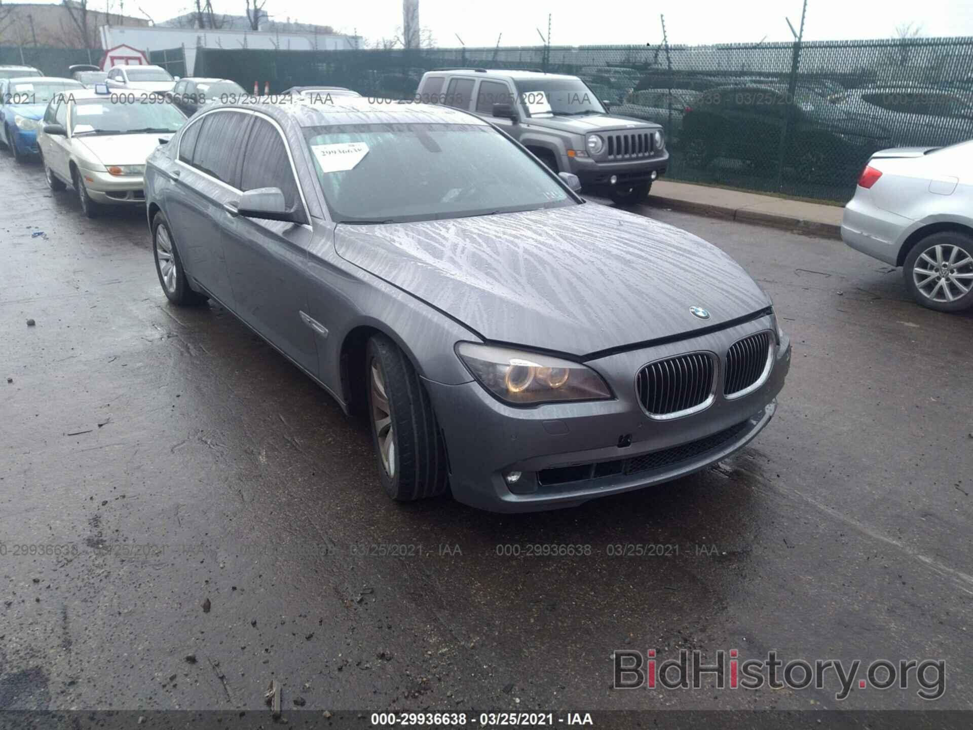 Photo WBAKC8C54BC433227 - BMW 7 SERIES 2011