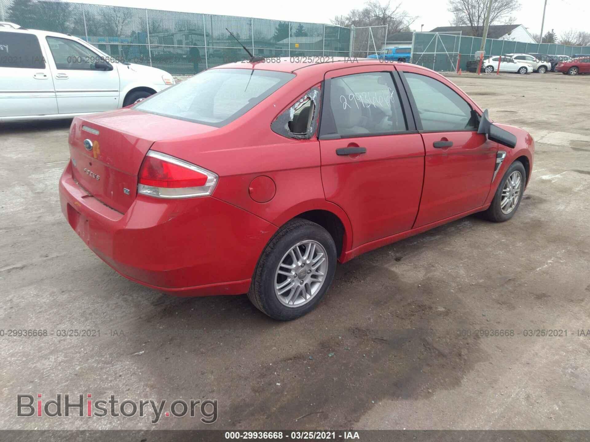 2008 FORD FOCUS - VIN: 1FAHP35N48W202049 - Photo 4