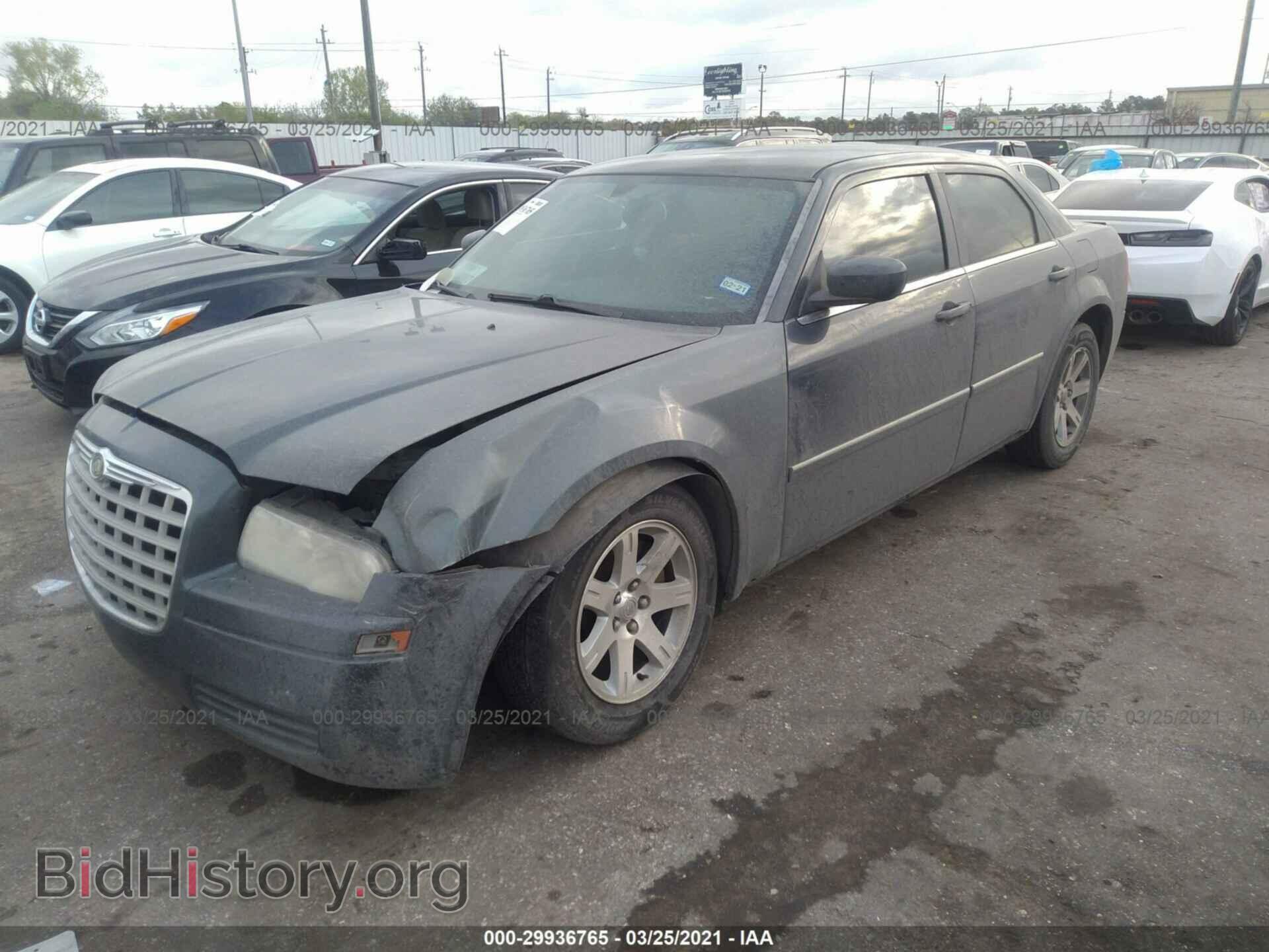 2007 CHRYSLER 300 - VIN: 2C3LA43R77H863089 - Фото 2
