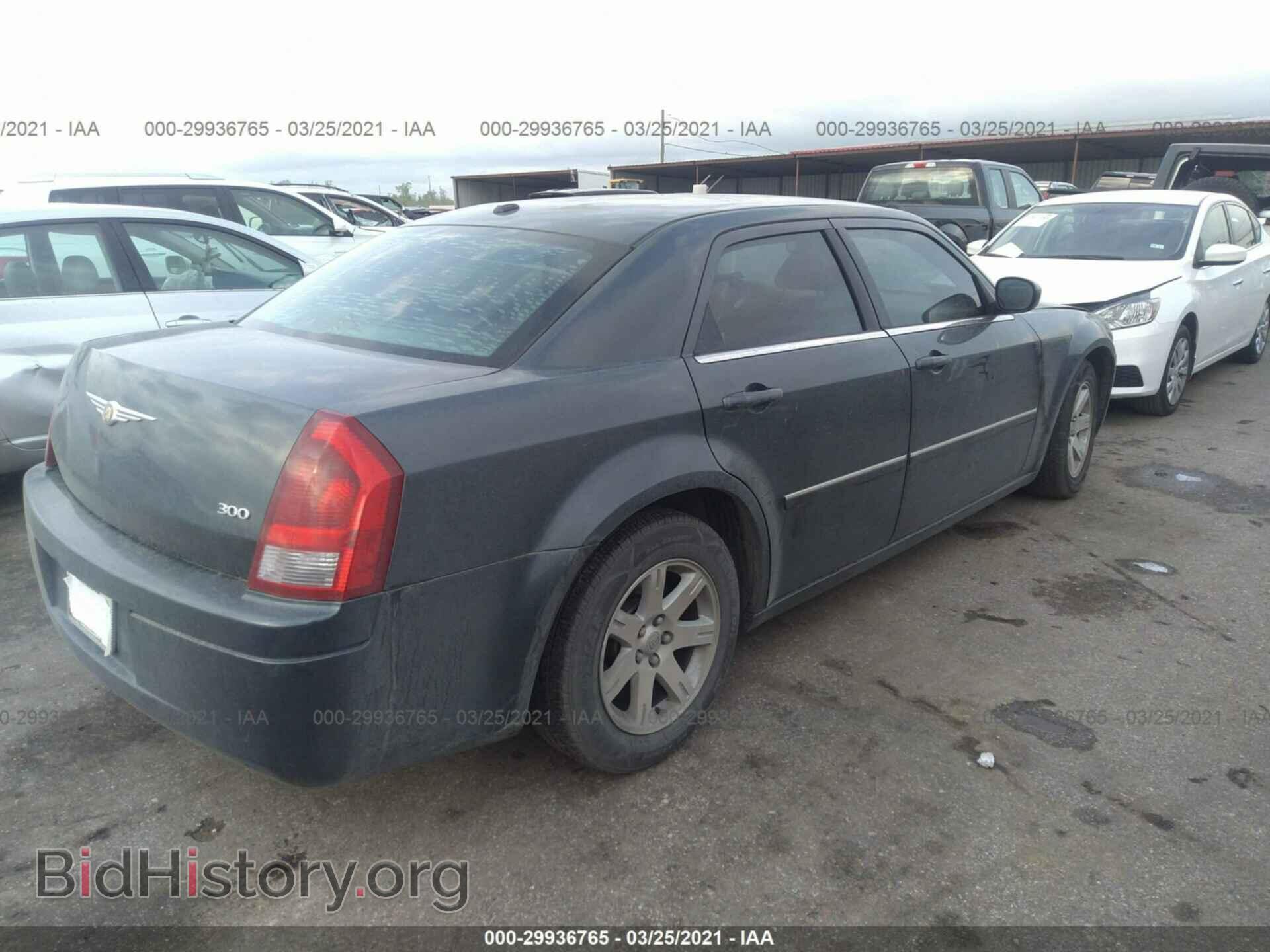 2007 CHRYSLER 300 - VIN: 2C3LA43R77H863089 - Фото 4