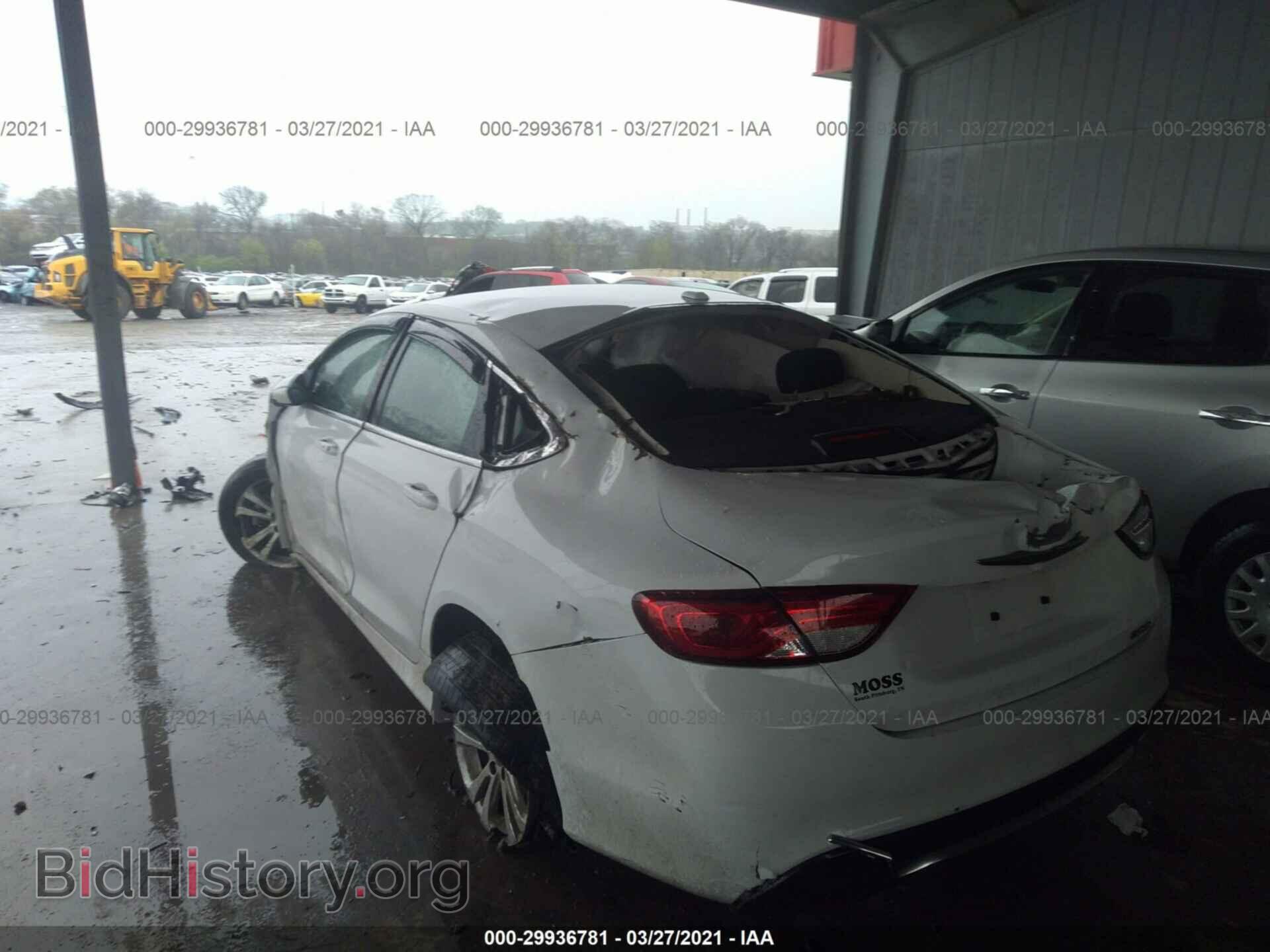2015 CHRYSLER 200 - VIN: 1C3CCCAB2FN503535 - Photo 3