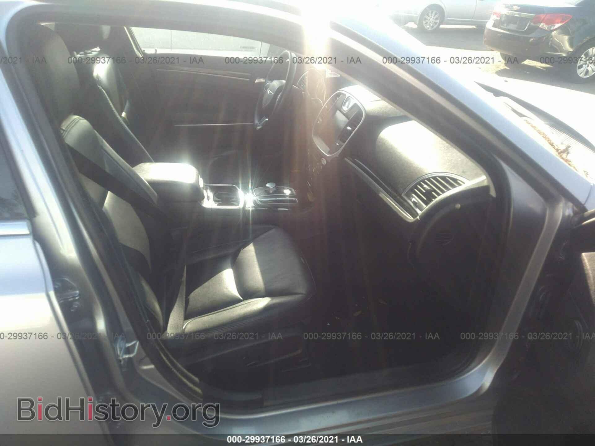 2015 CHRYSLER 300 - VIN: 2C3CCAAG8FH921946 - Фото 5