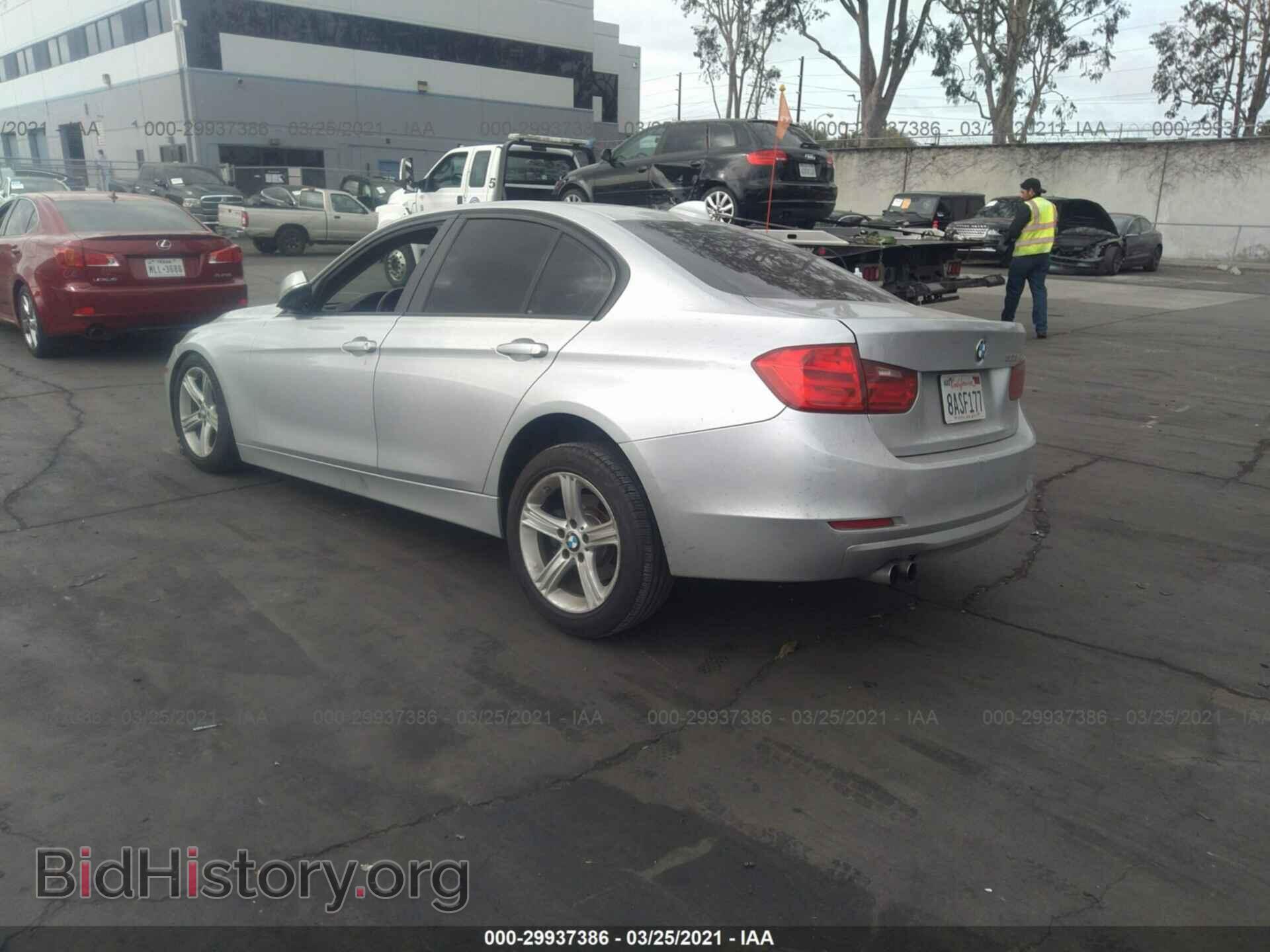 2013 BMW 3 SERIES - VIN: WBA3C1G55DNR48900 - Фото 3