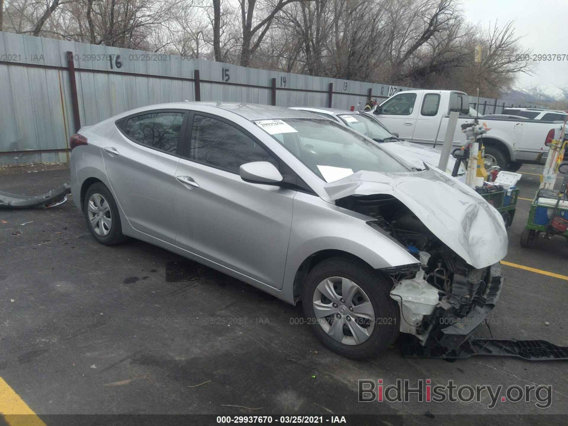 Photo 5NPDH4AE1GH719525 - HYUNDAI ELANTRA 2016