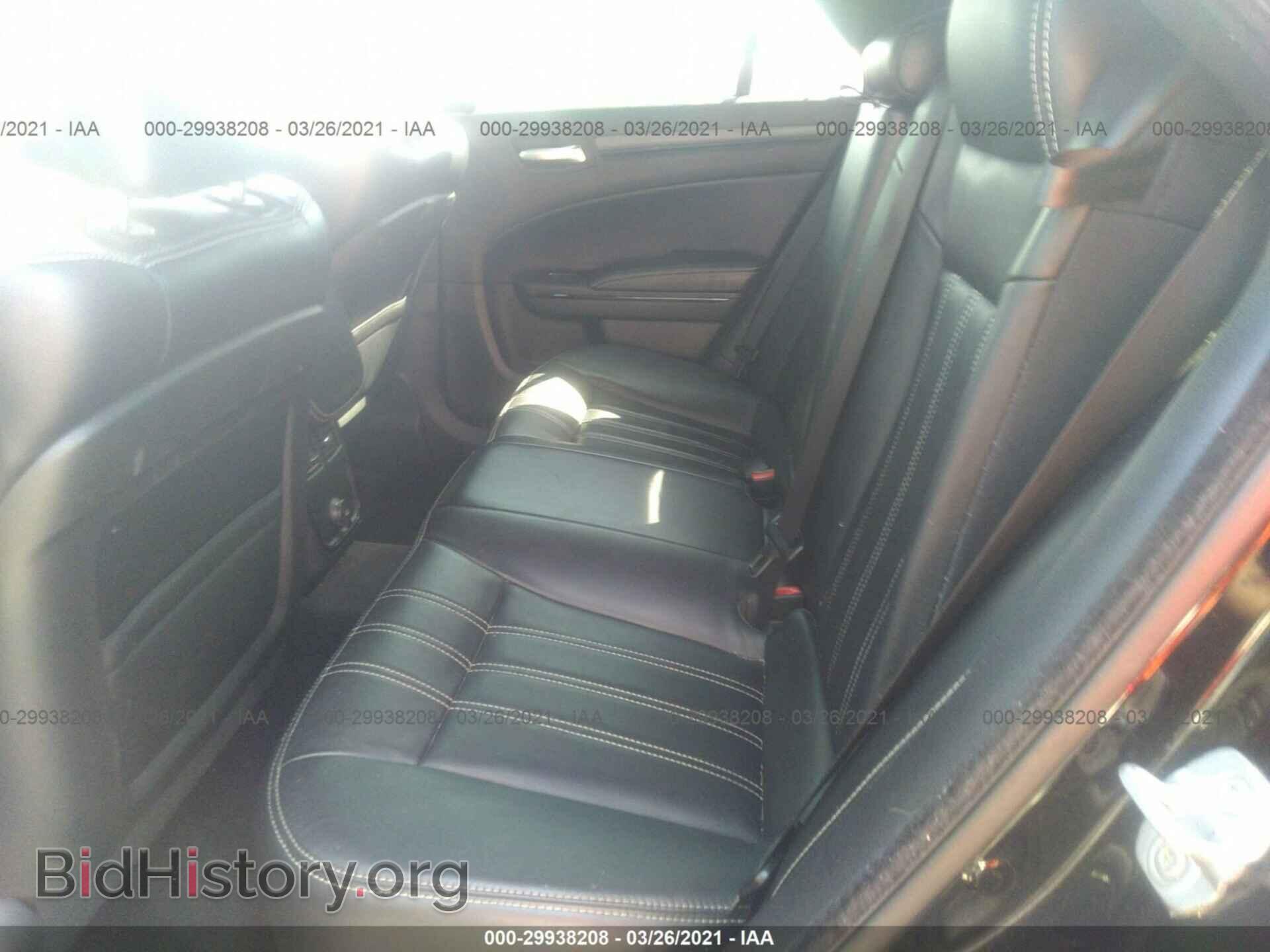 2013 CHRYSLER 300 - VIN: 2C3CCABG2DH658042 - Фото 8