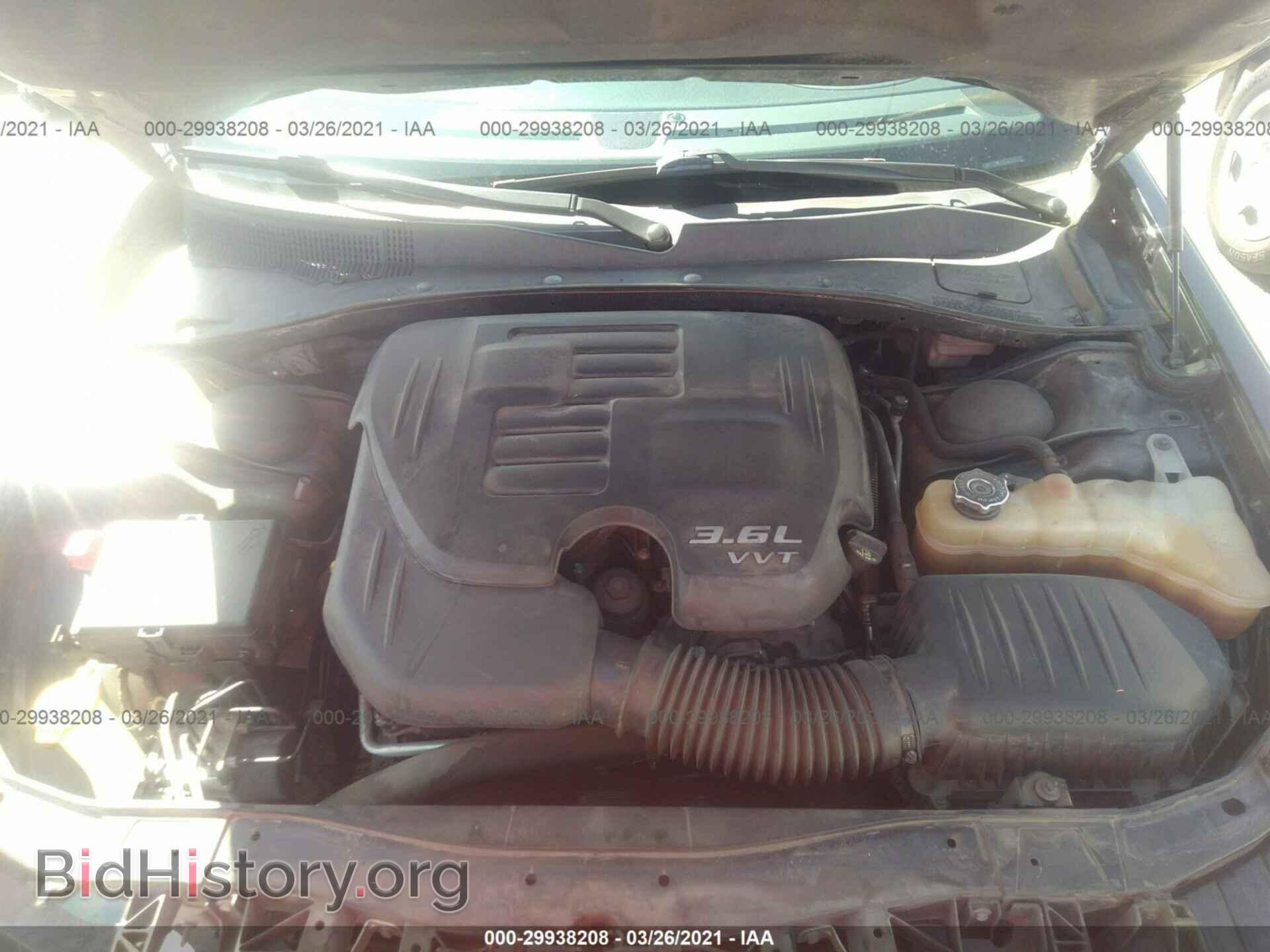 2013 CHRYSLER 300 - VIN: 2C3CCABG2DH658042 - Фото 10