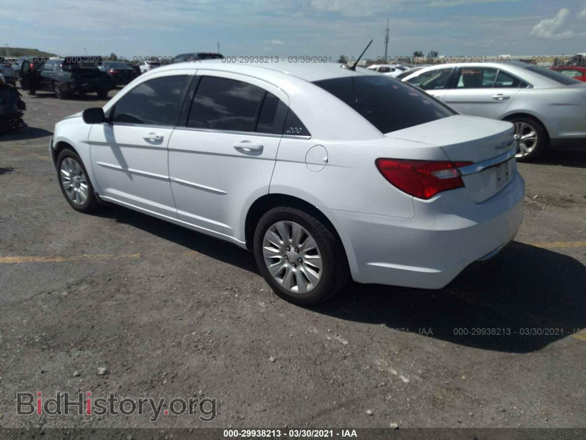 2011 CHRYSLER 200 - VIN: 1C3BC4FB9BN550548 - Фото 3